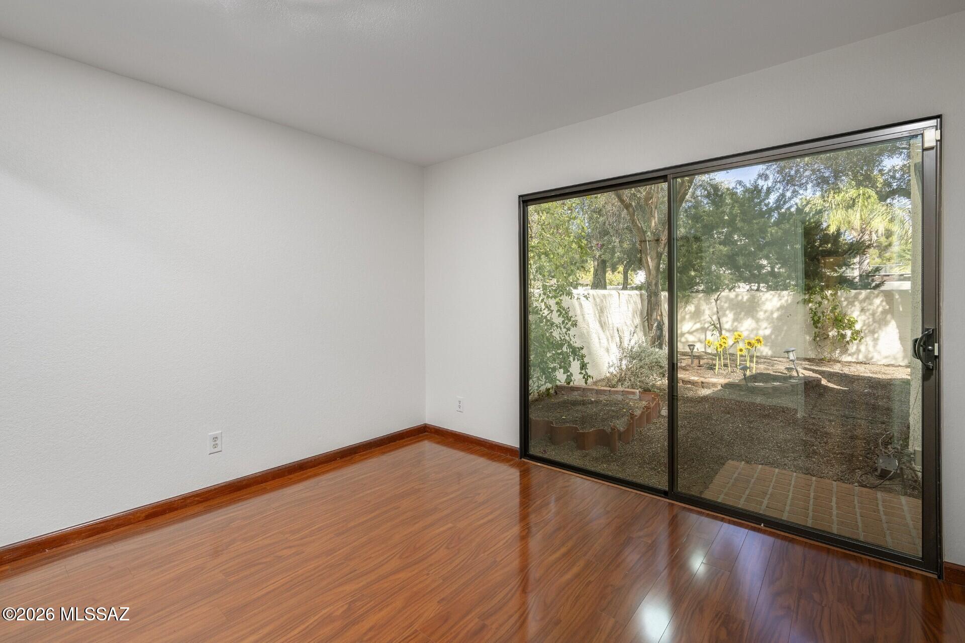 Villa Del Rio (1-148) - Residential