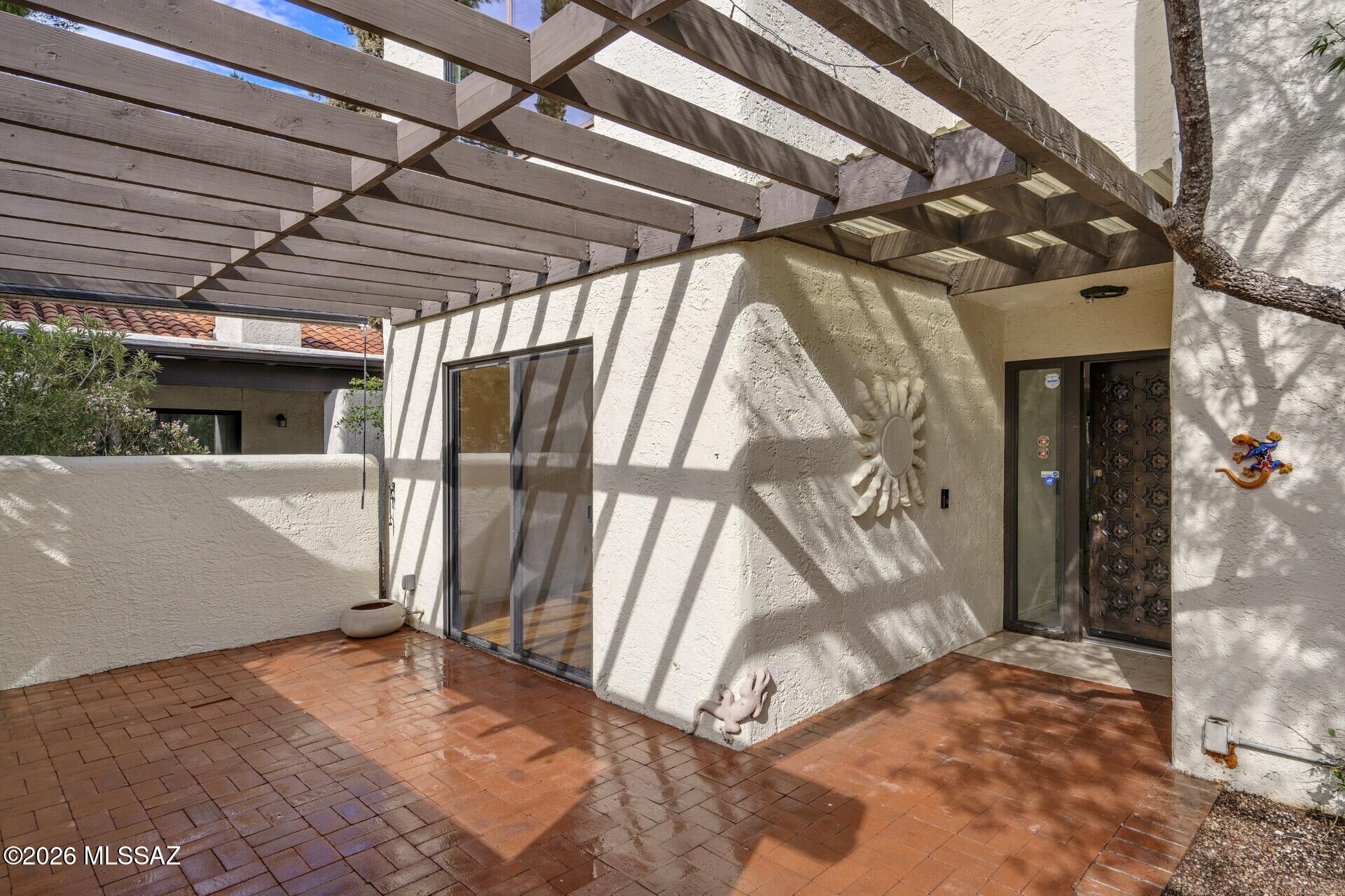 Villa Del Rio (1-148) - Residential