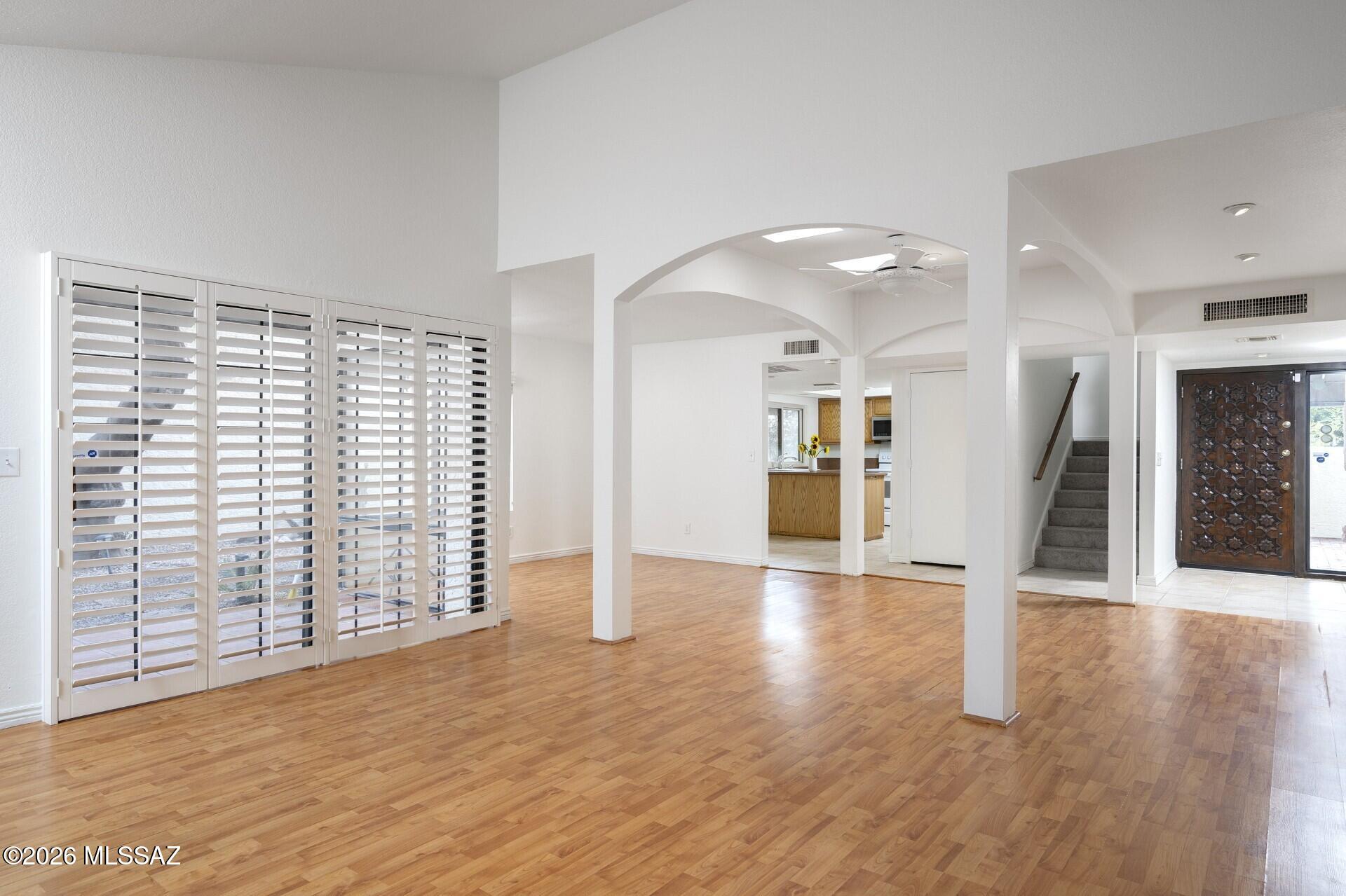 Villa Del Rio (1-148) - Residential