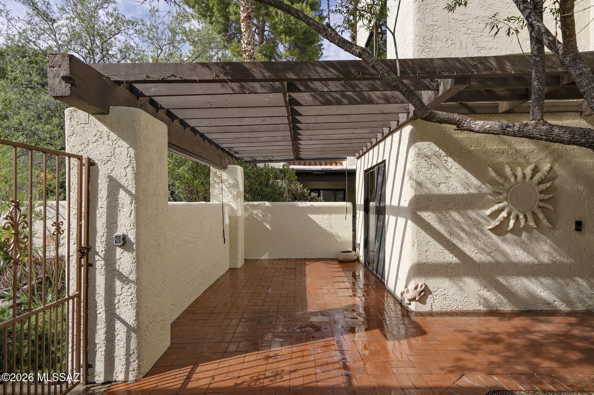 Villa Del Rio (1-148) - Residential