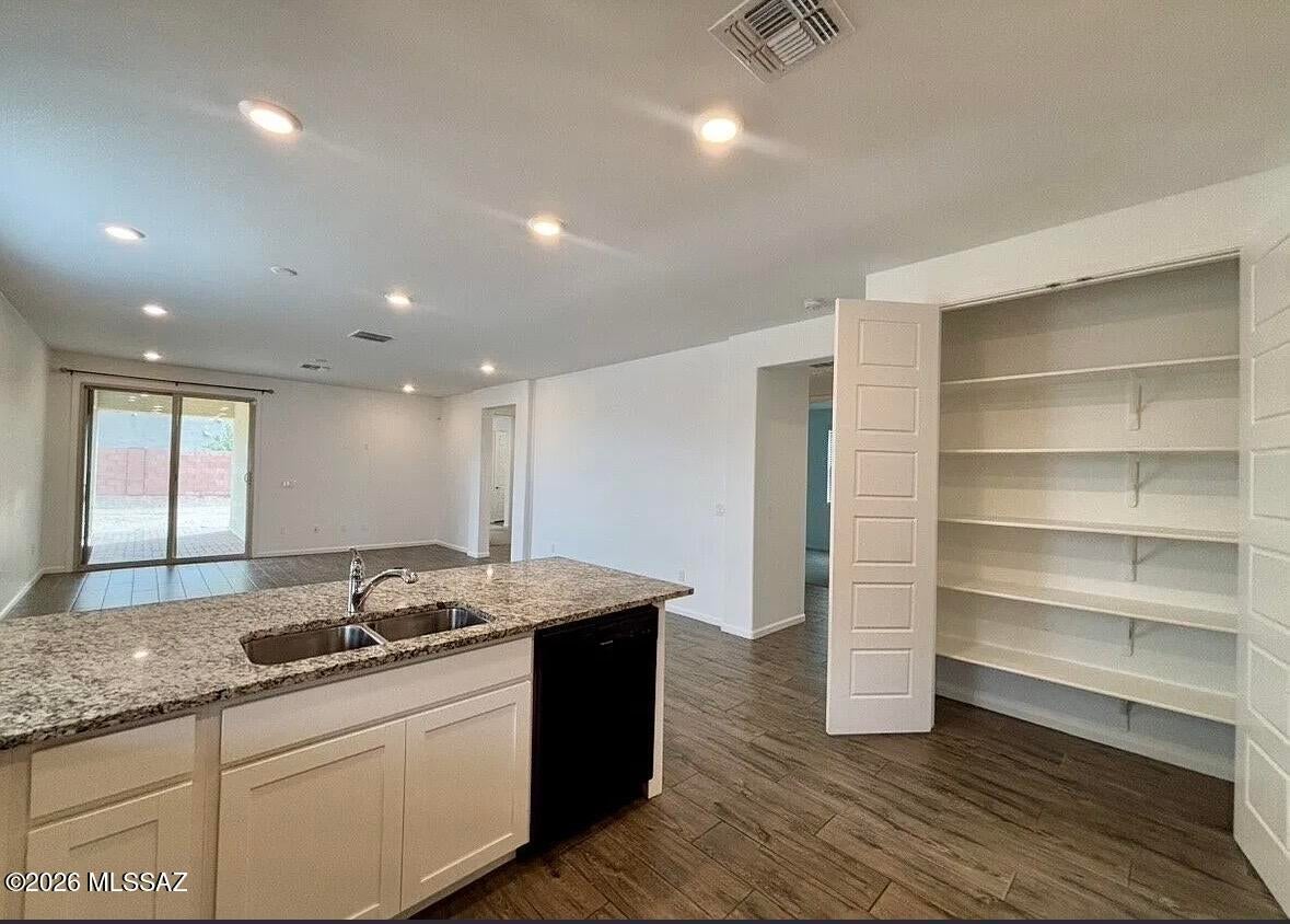 Rocking K South Neighborhood 1 Parcel C - Residential Lease