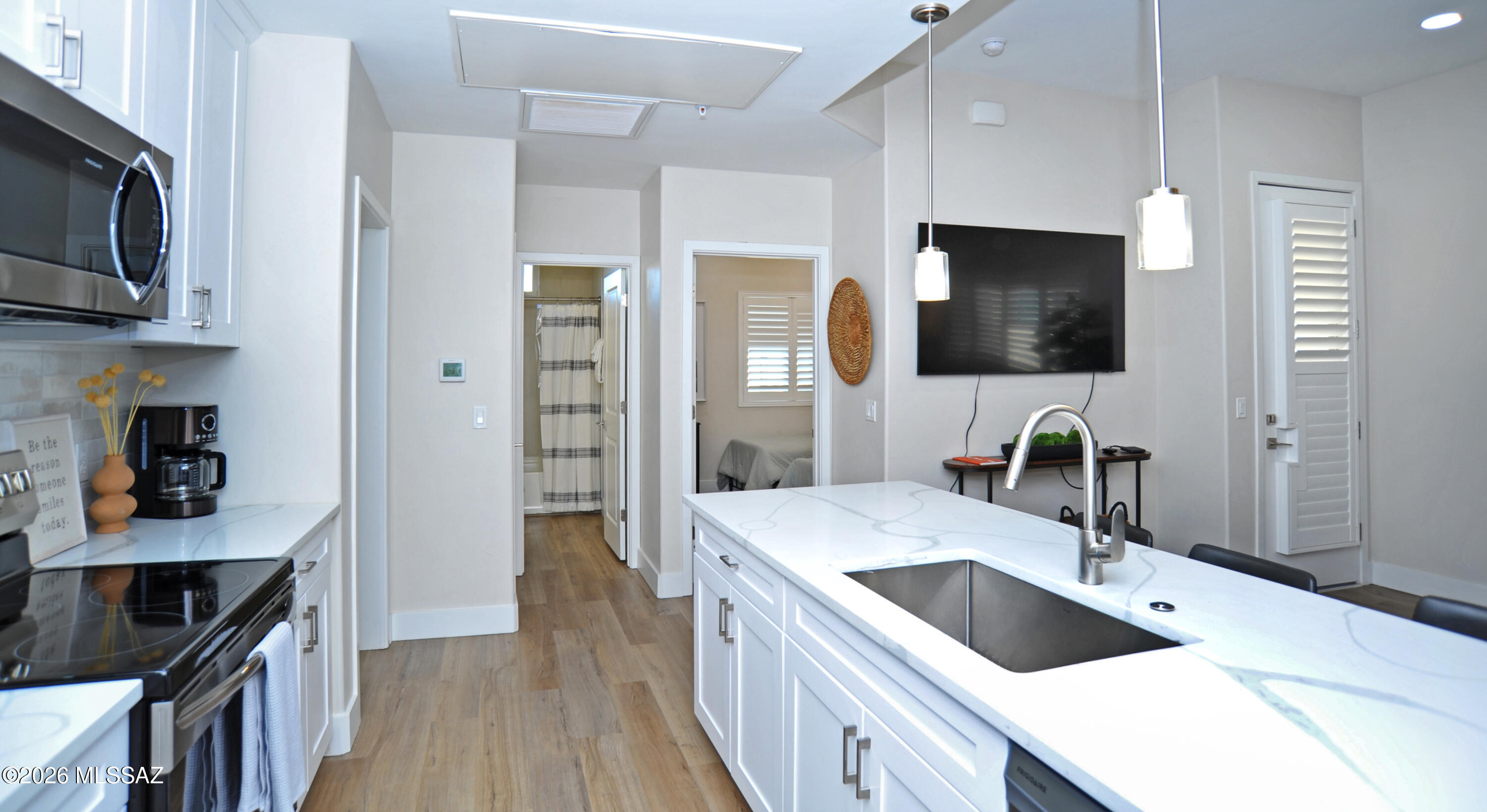 Placita Escondida Bldgs 18-20 Units 1-204 - Residential