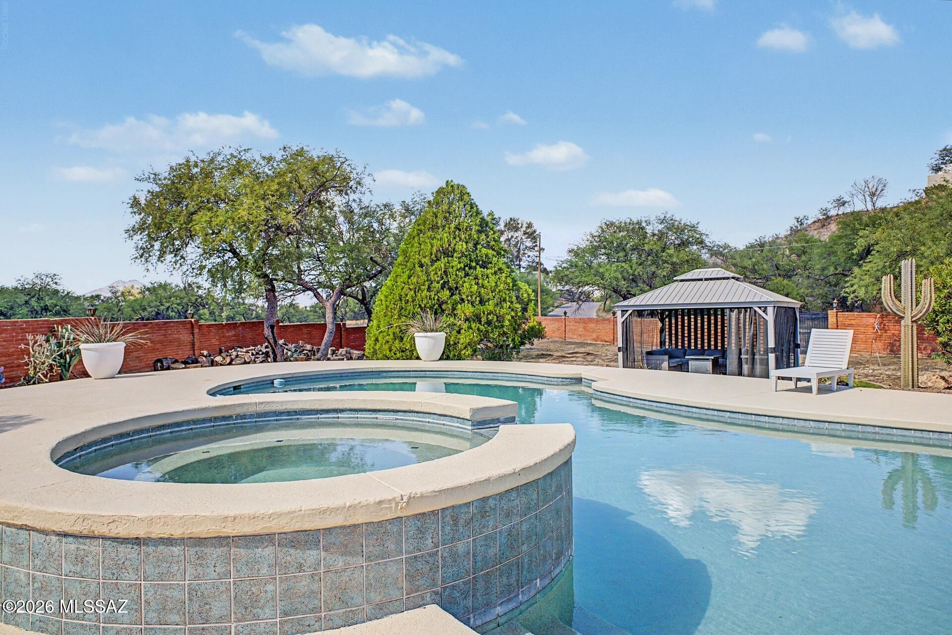 Meadow Hills - Residential