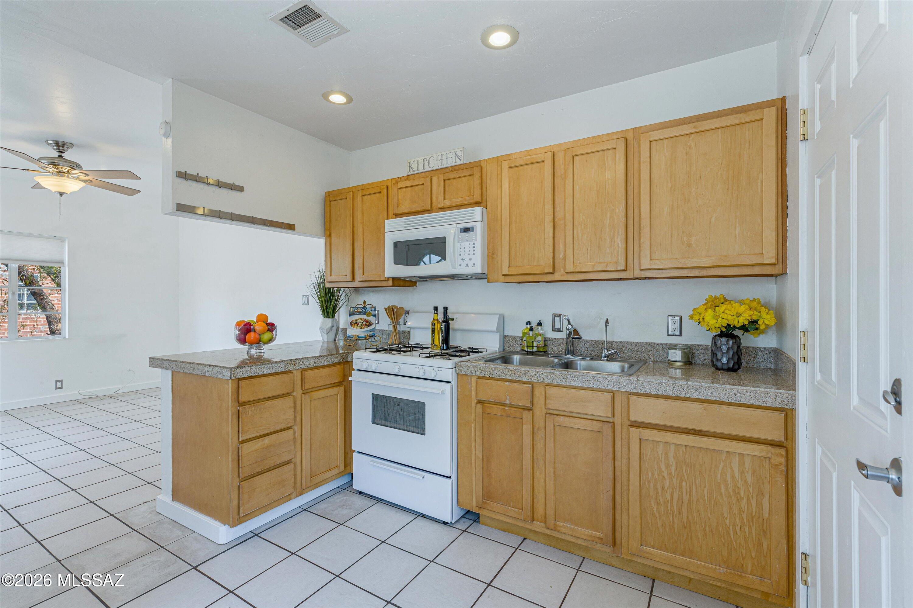 El Pasadena Tract - Residential