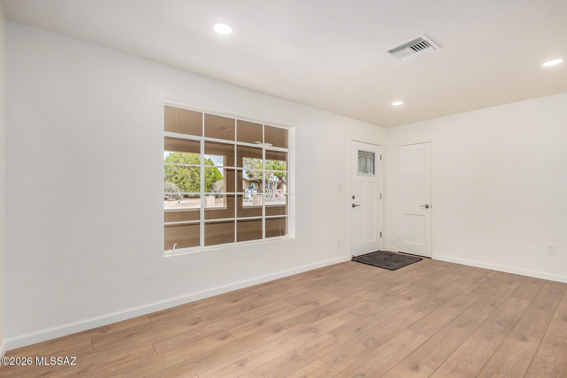 Mission Manor - Residential