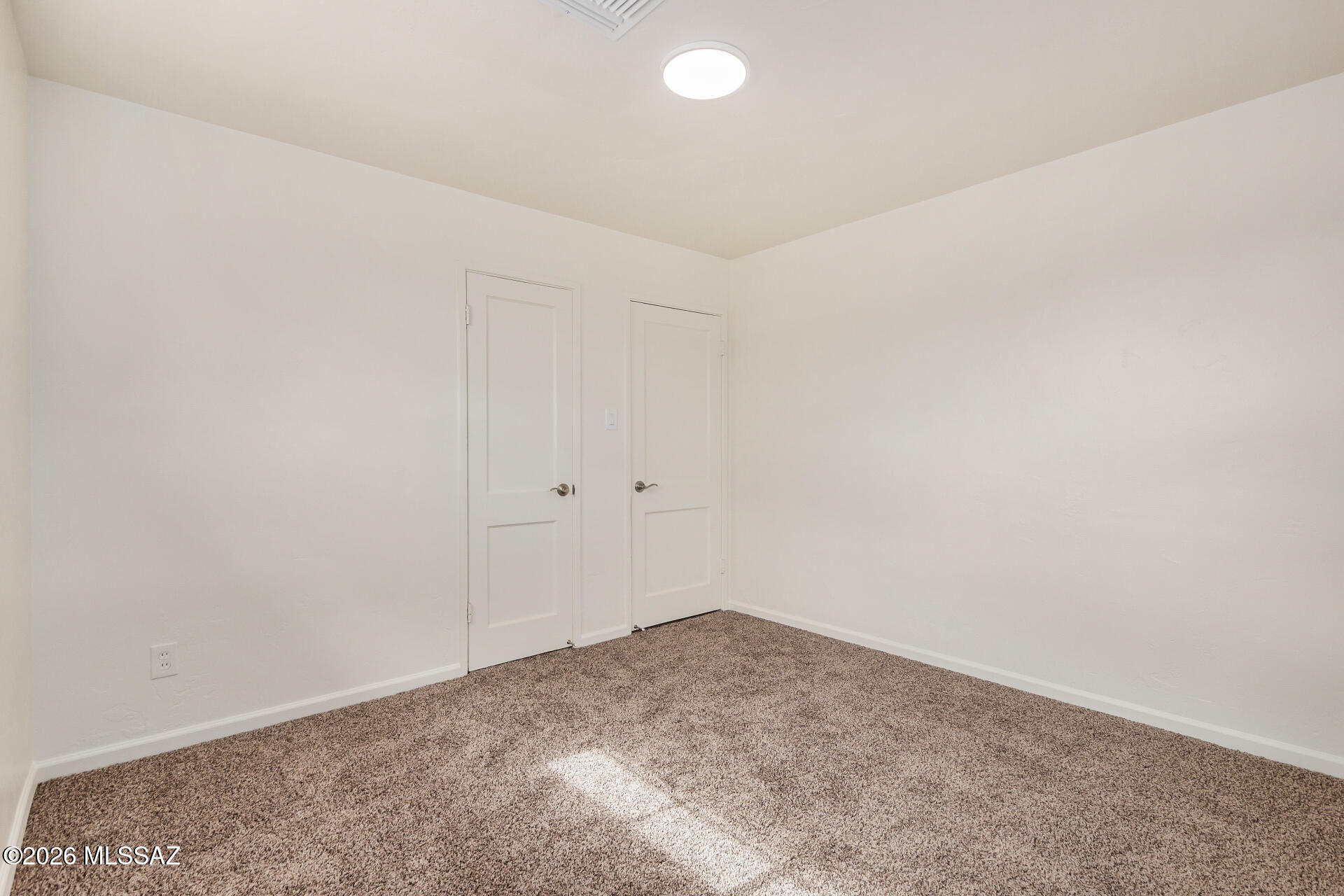 Mission Manor - Residential