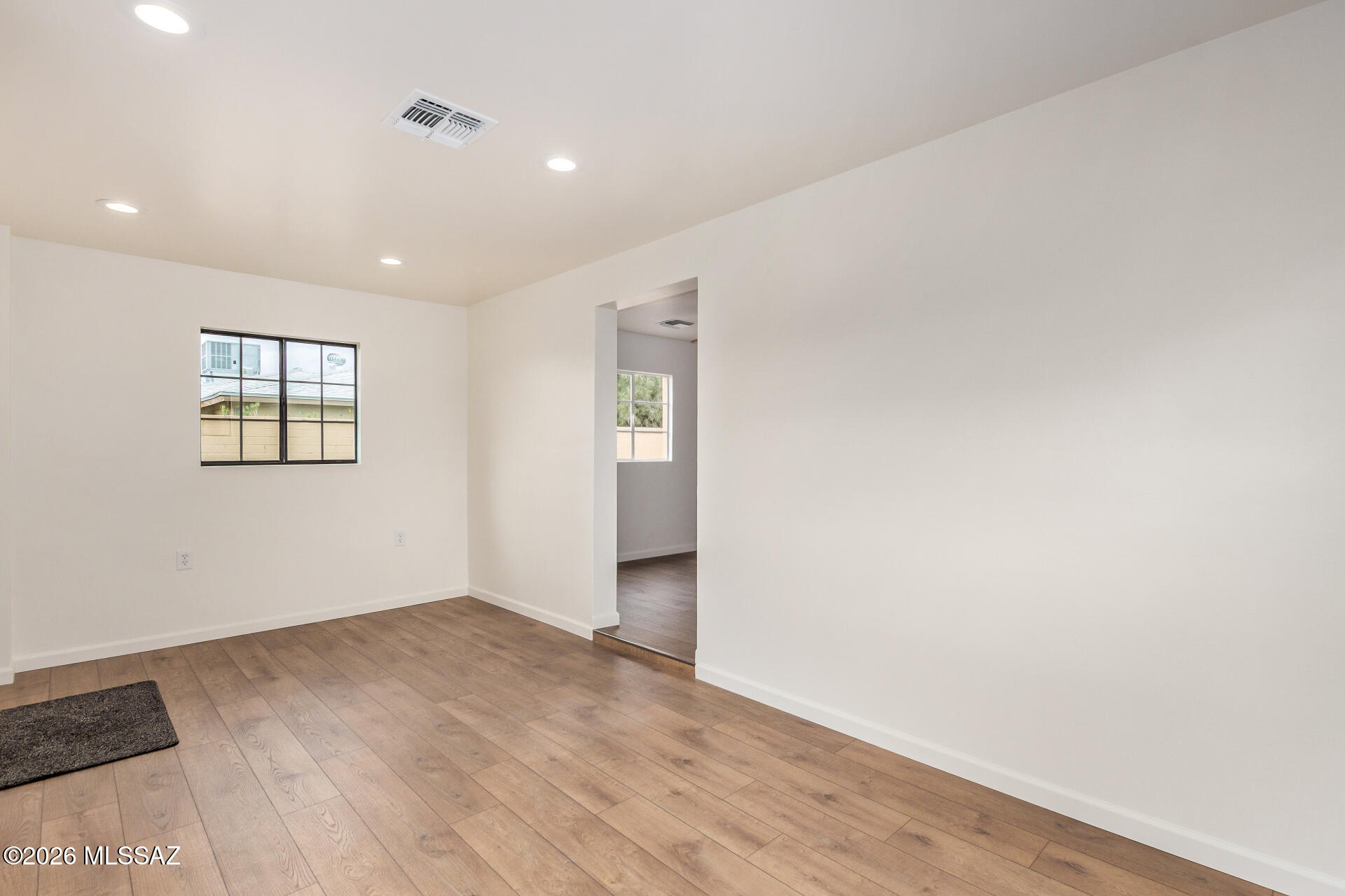Mission Manor - Residential