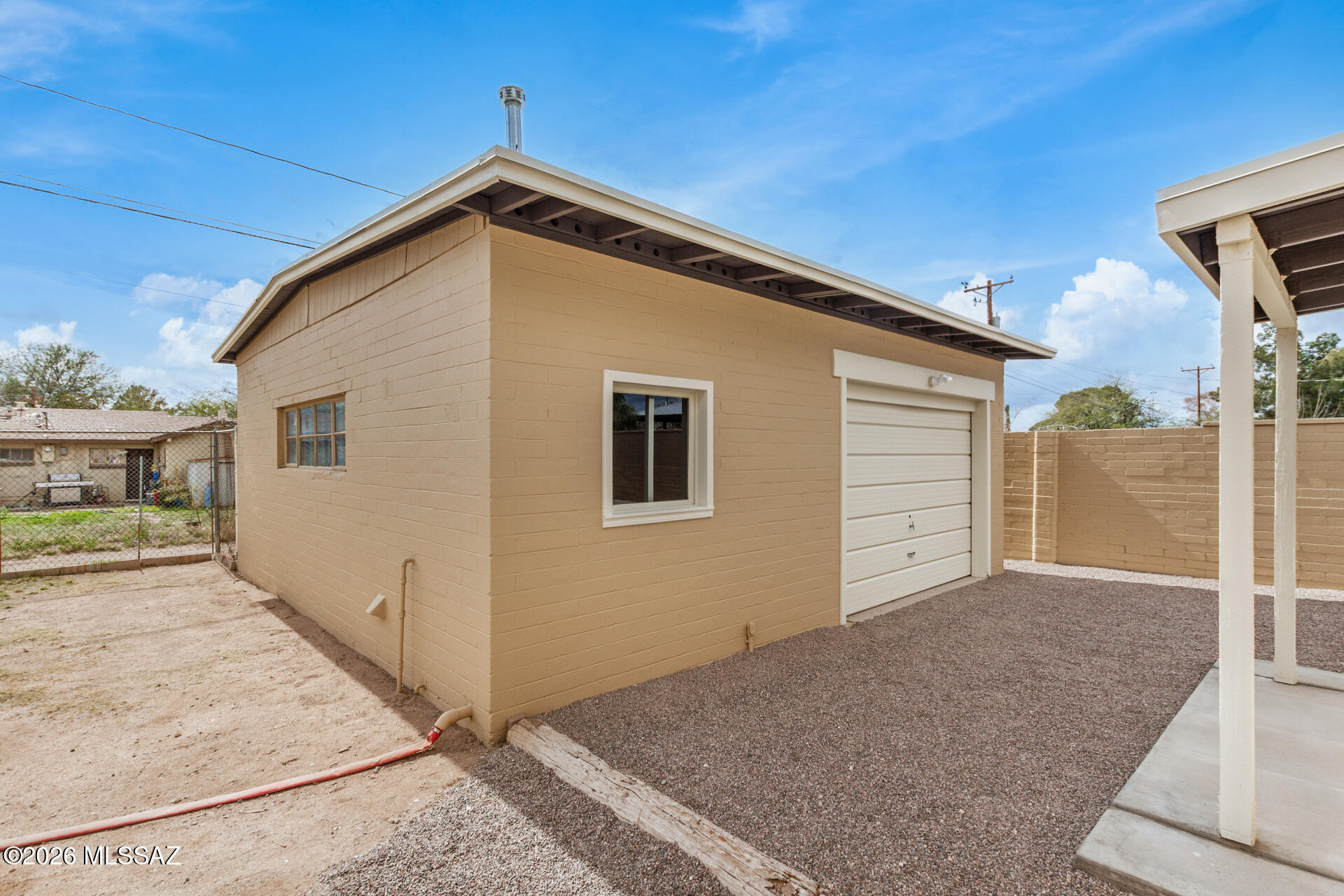Mission Manor - Residential
