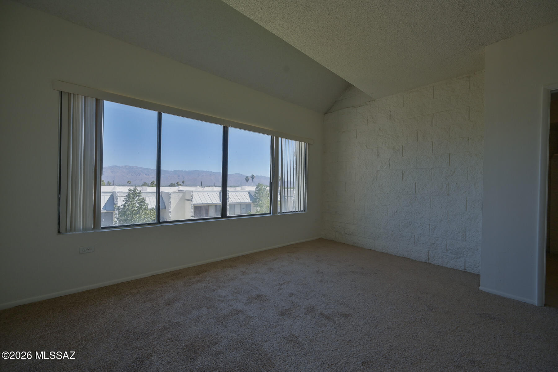 Le Mirador Twnhms (1-50) - Residential