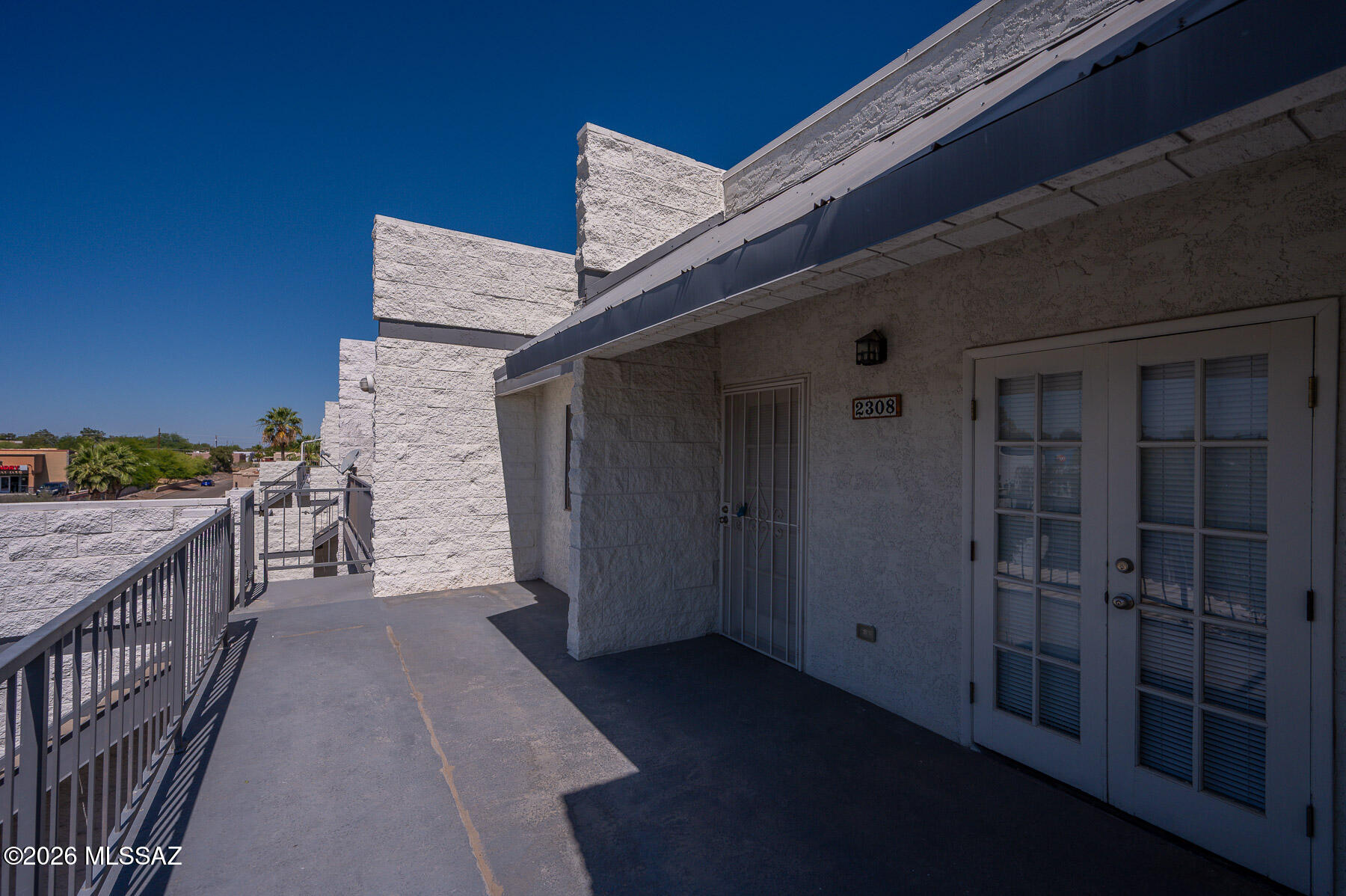 Le Mirador Twnhms (1-50) - Residential