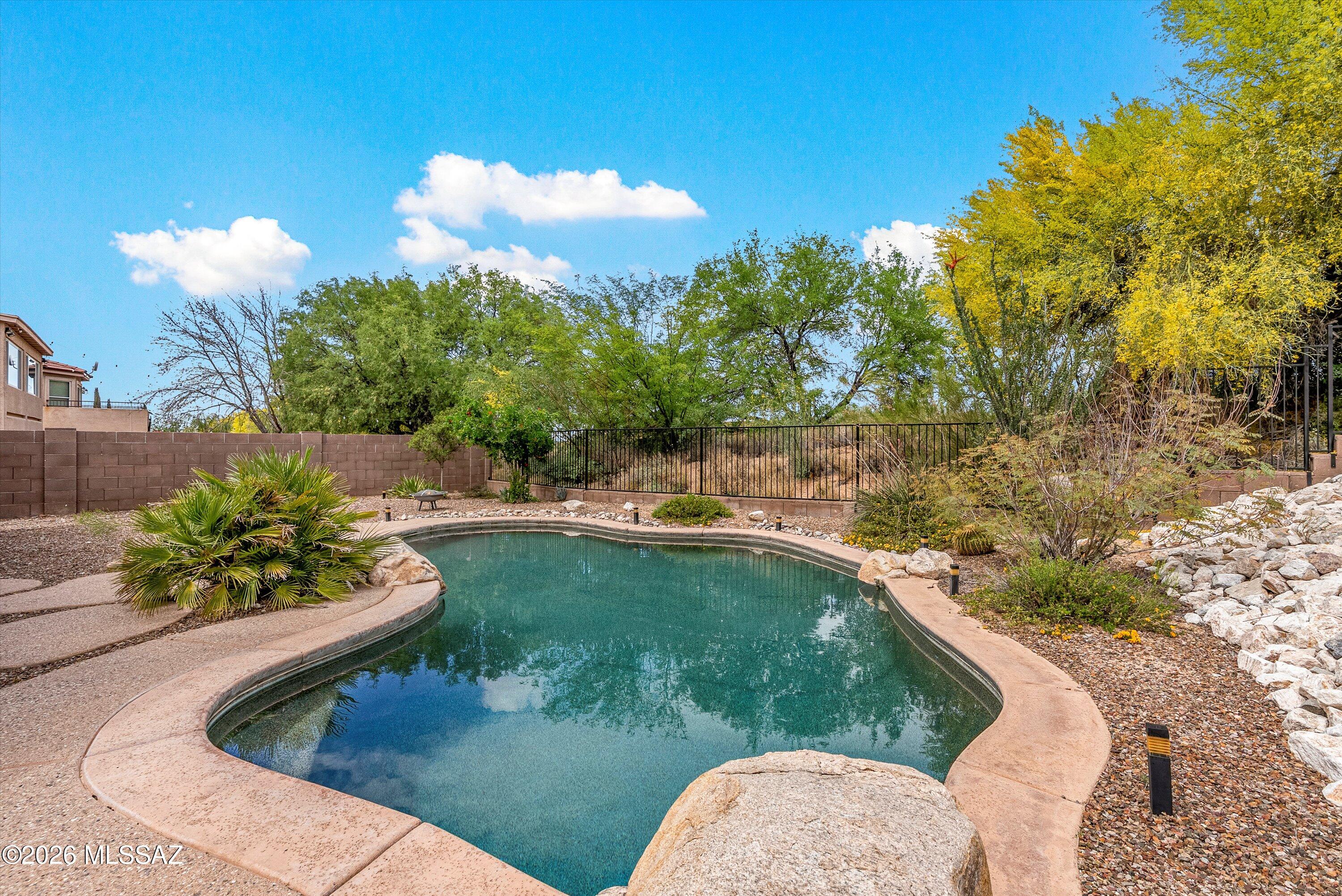 Rancho Del Lago (207-388) - Residential