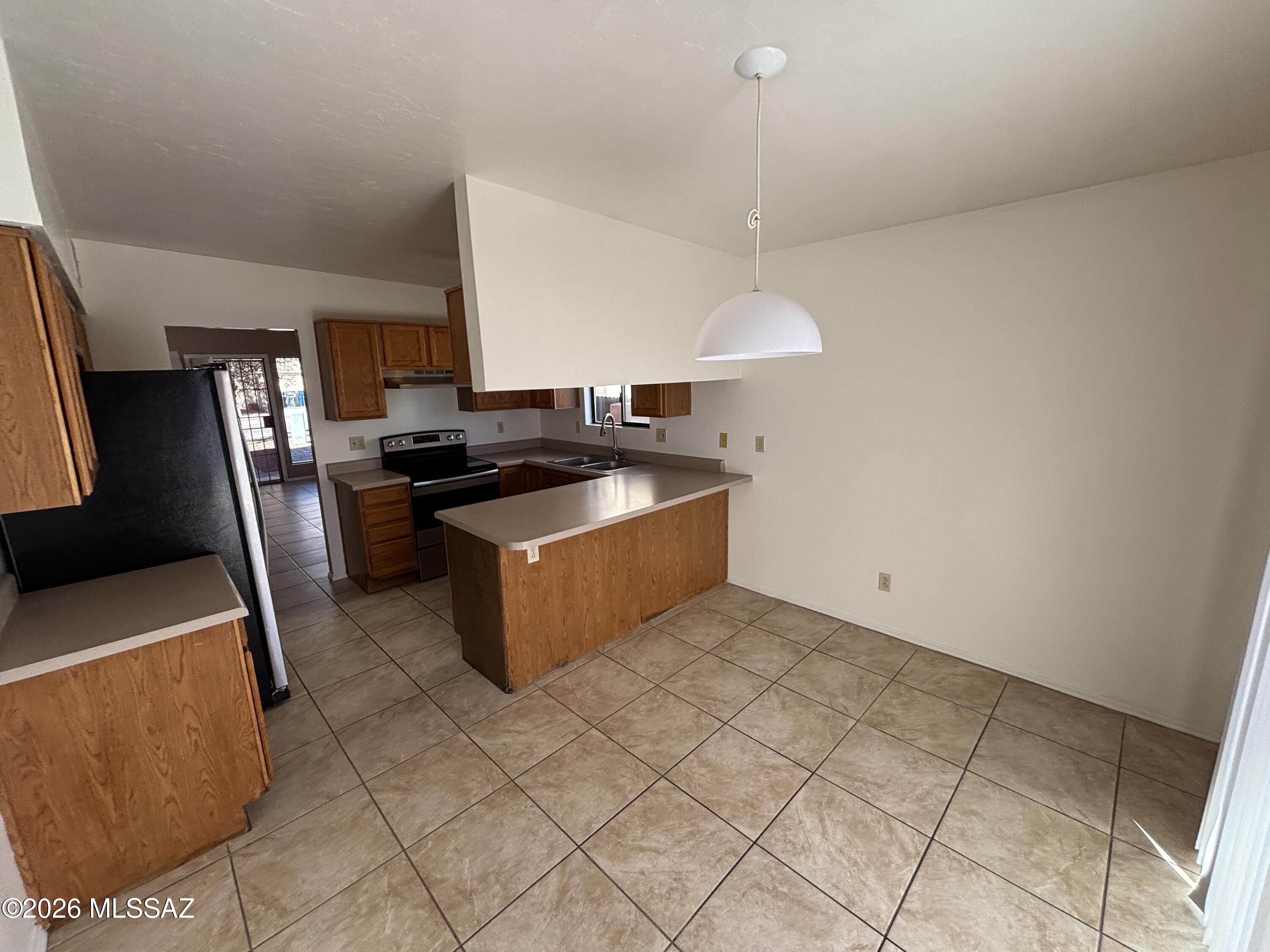 Las Montanas (1-56) - Residential