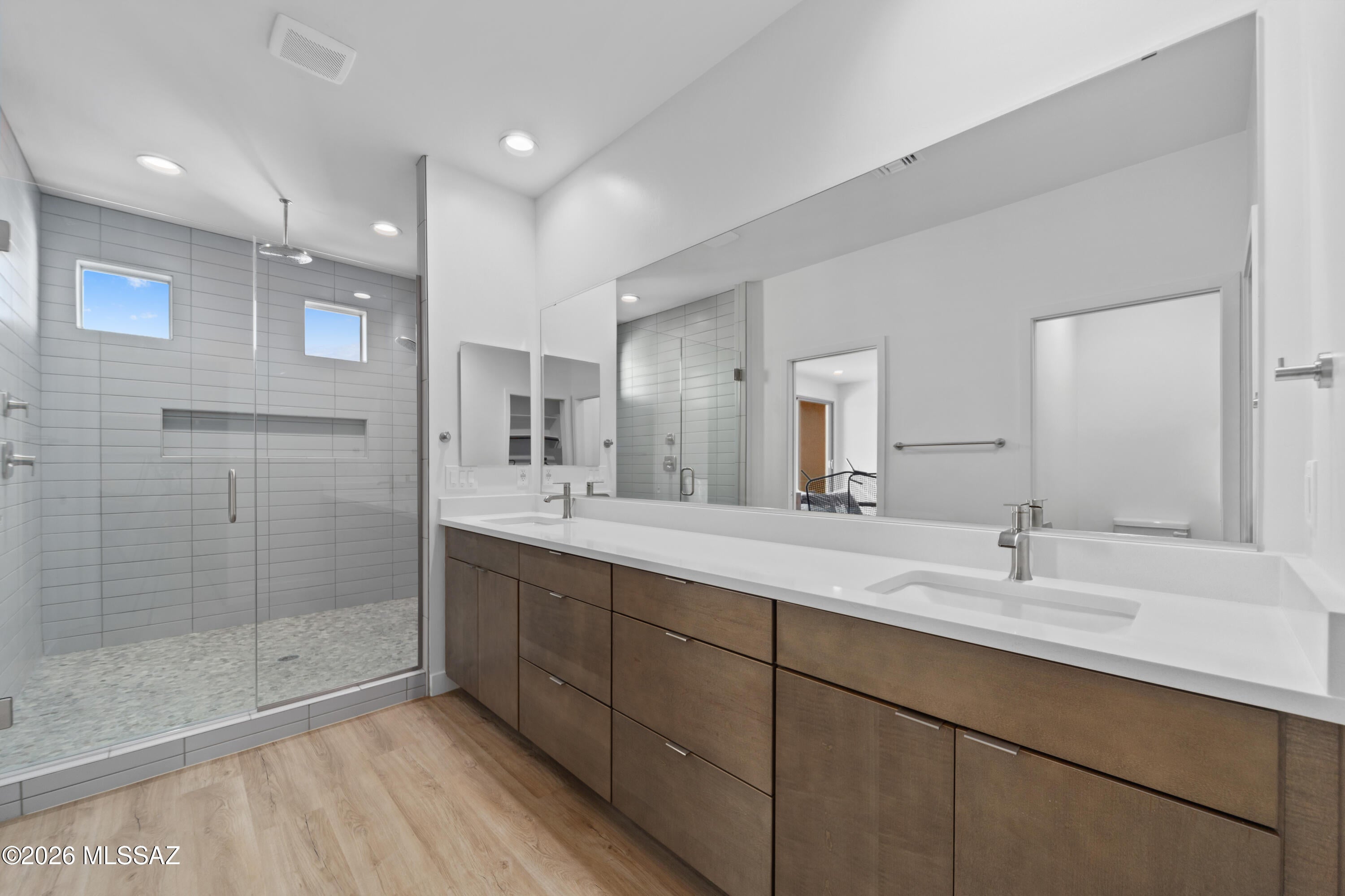 Pearl at the Bridges - Residential