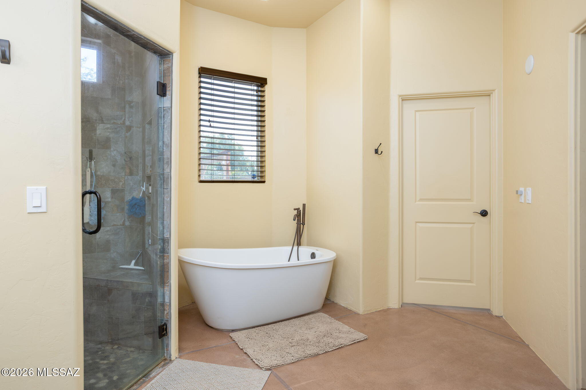 New Tucson Unit NO. 25 - Residential