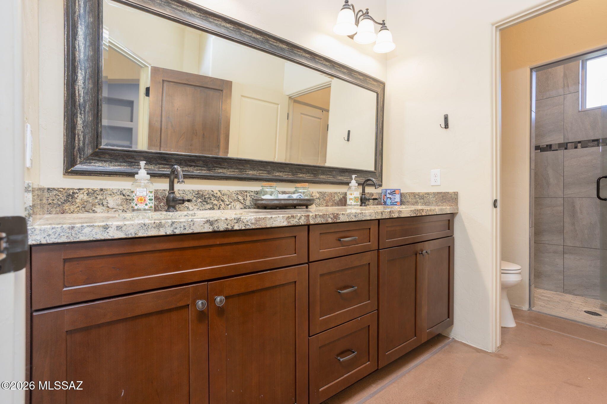 New Tucson Unit NO. 25 - Residential