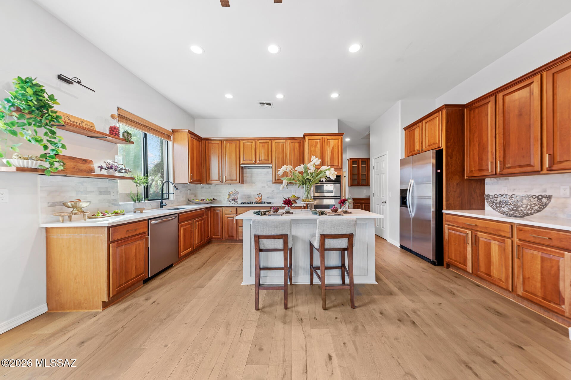 Mira Vista (1-60) - Residential