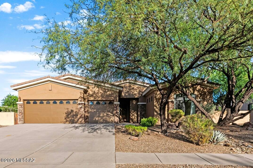 Mira Vista (1-60) - Residential