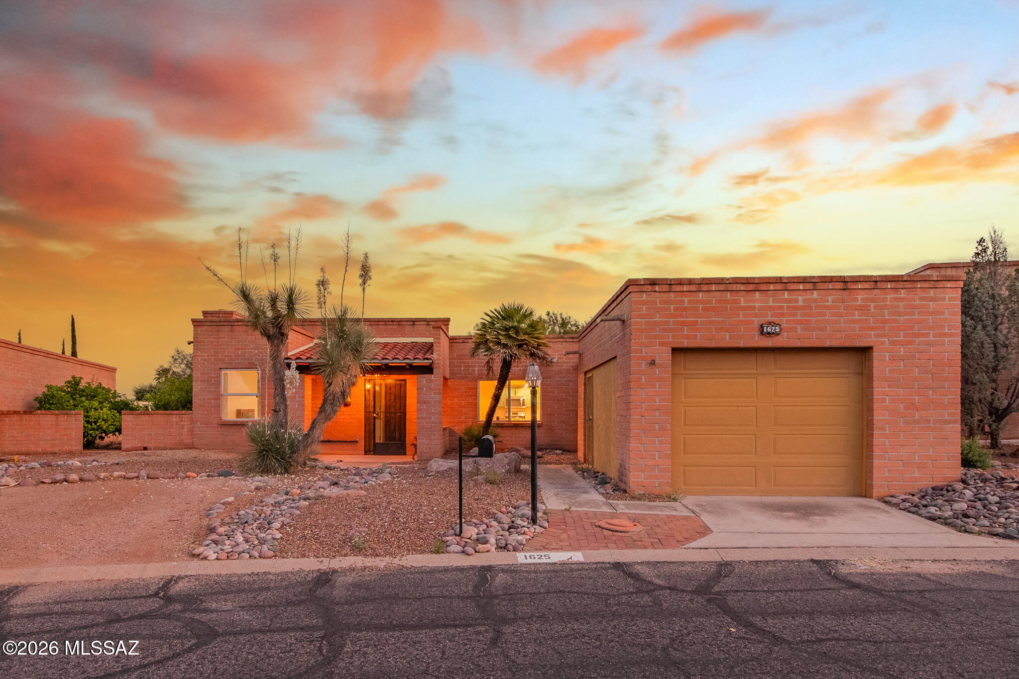 Desert Hills (1-82) - Residential