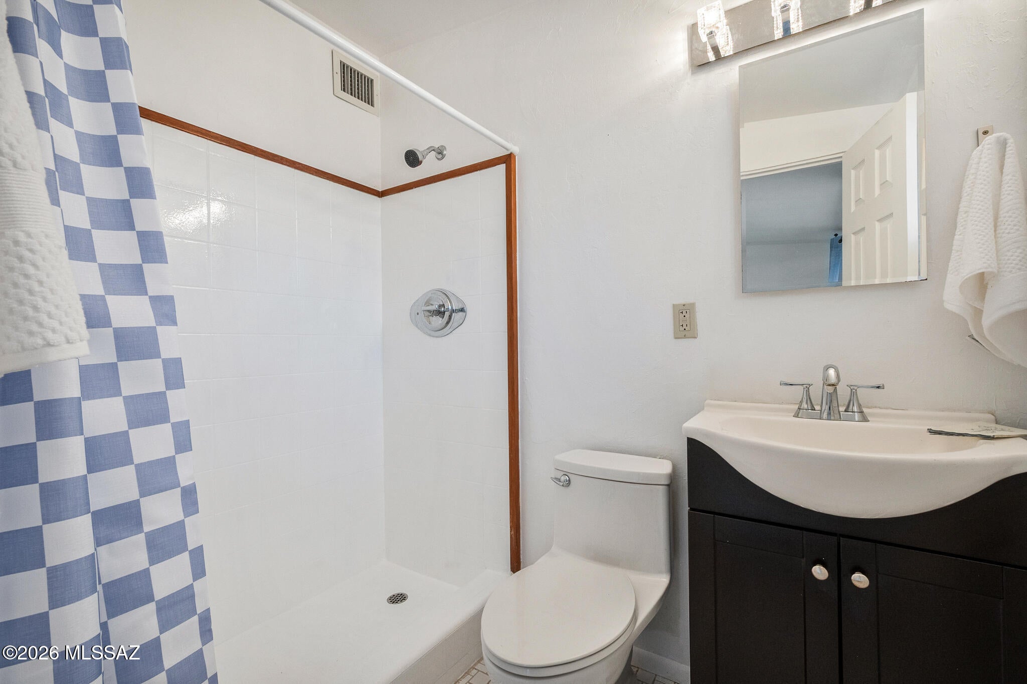 Kingston Knolls Terrace - Residential