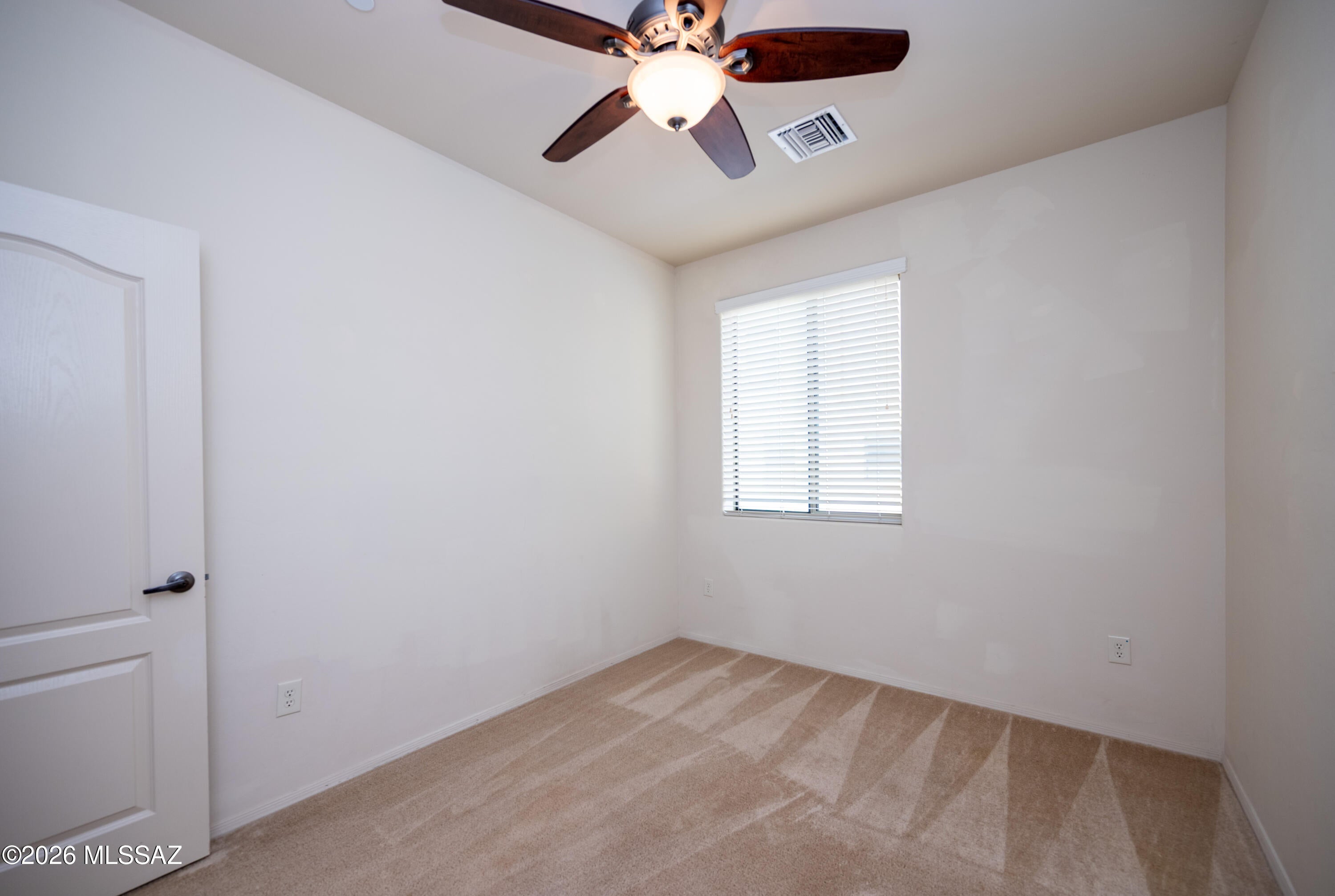 River Walk (1-140) - Residential Lease