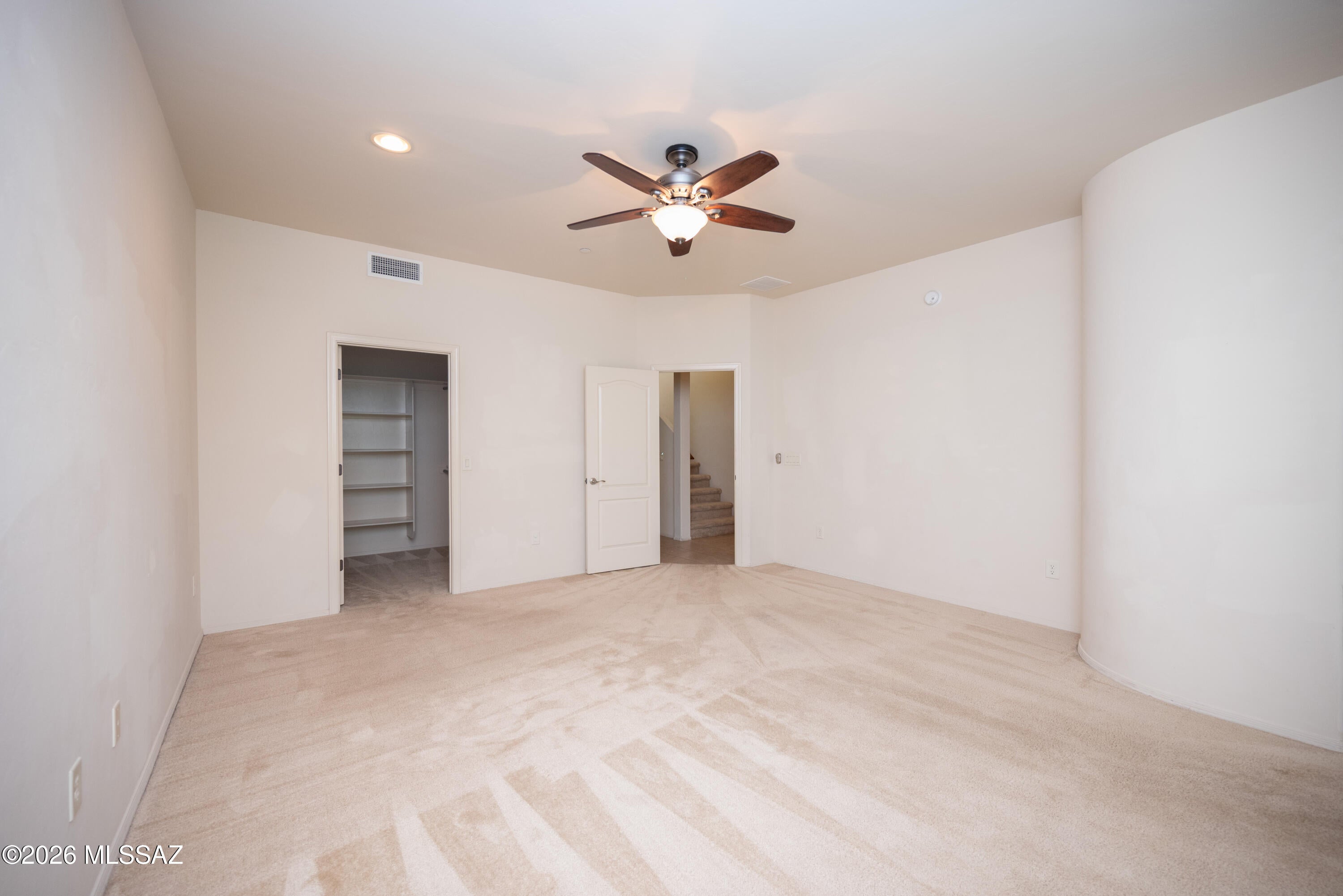 River Walk (1-140) - Residential Lease