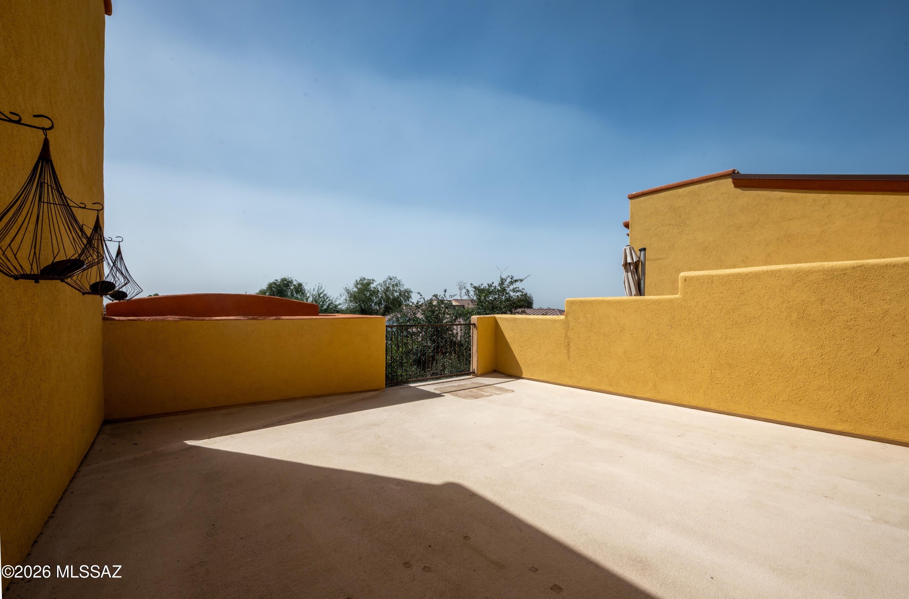 River Walk (1-140) - Residential Lease
