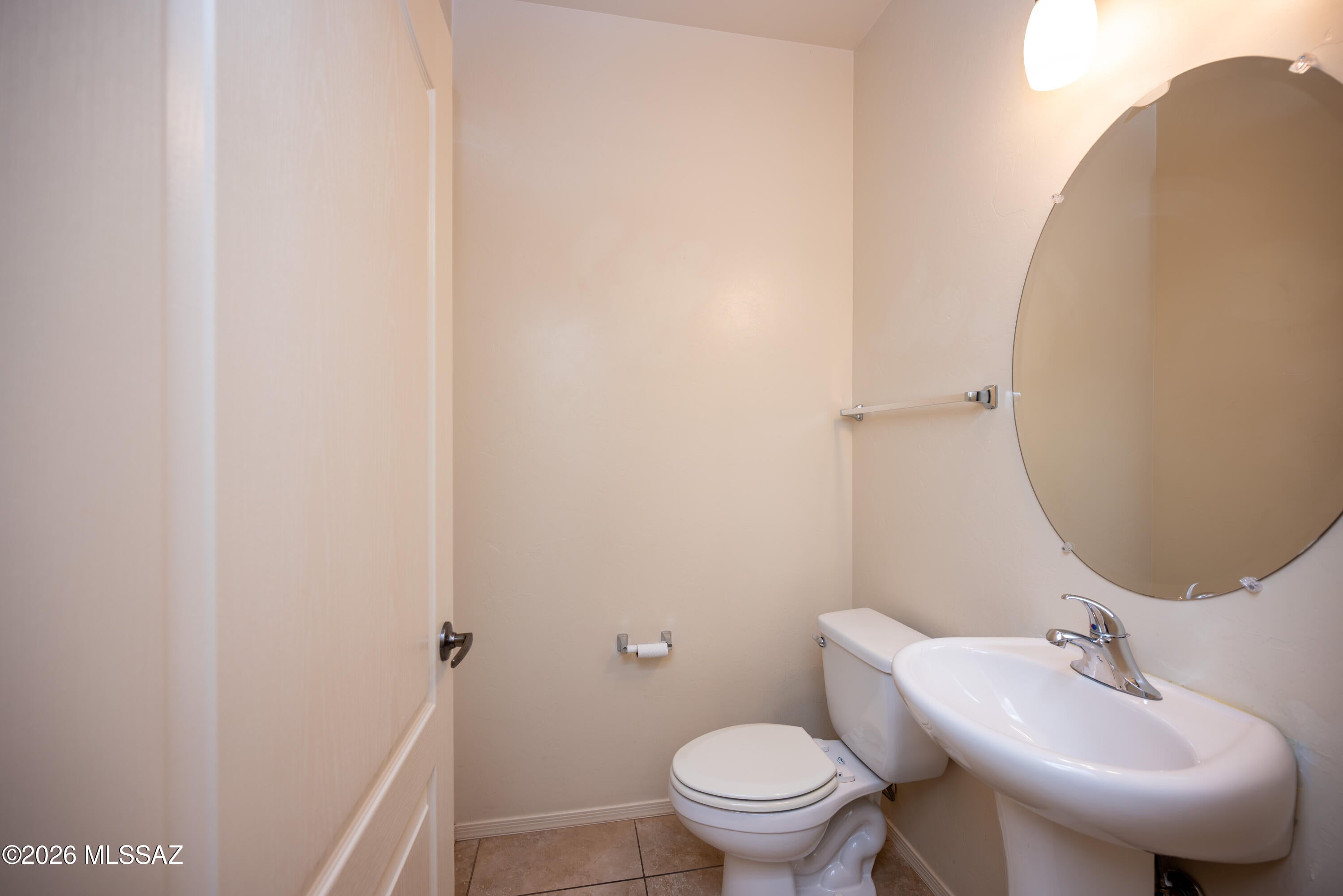 River Walk (1-140) - Residential Lease