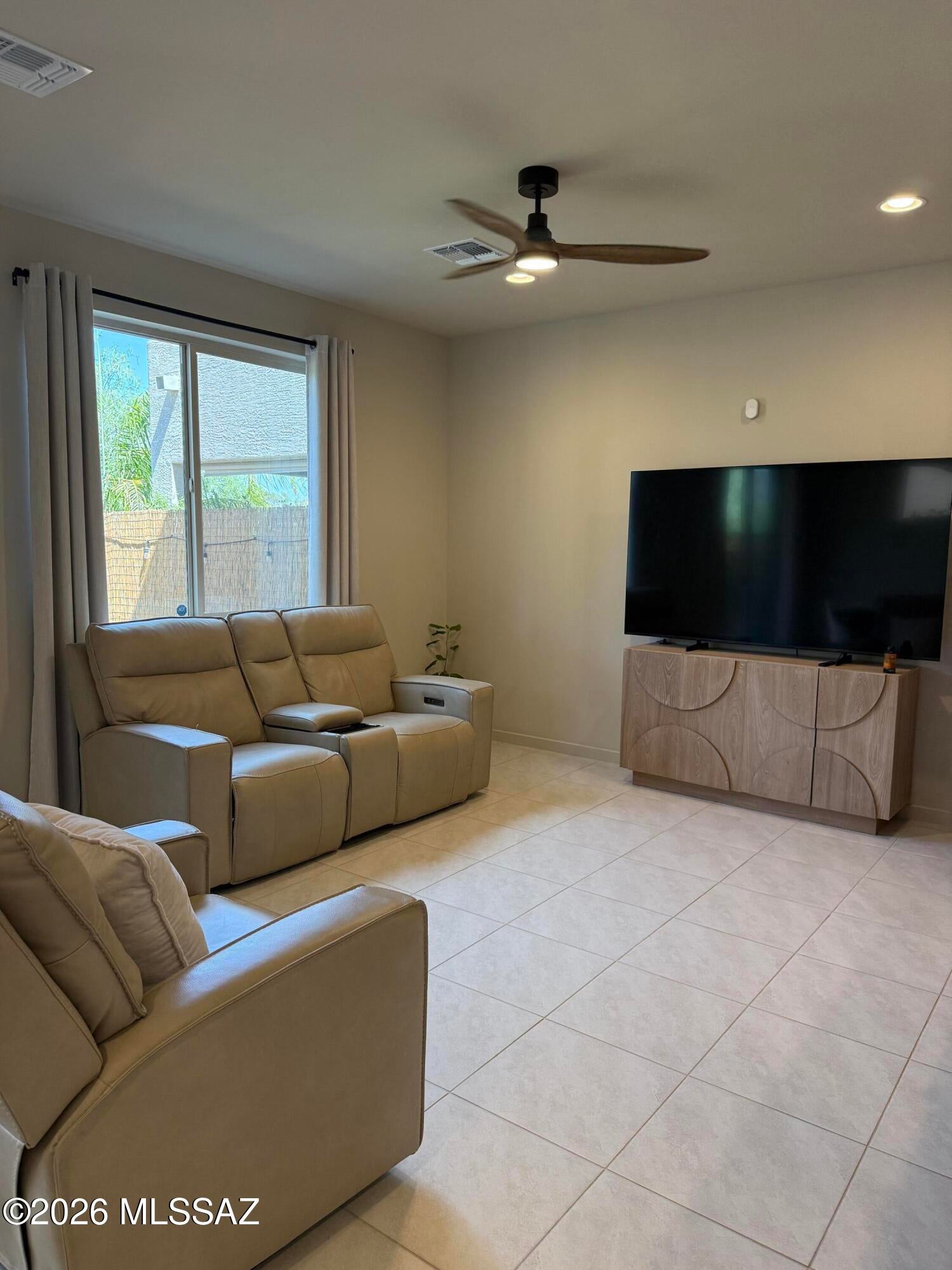 Sierra Pointe - Residential