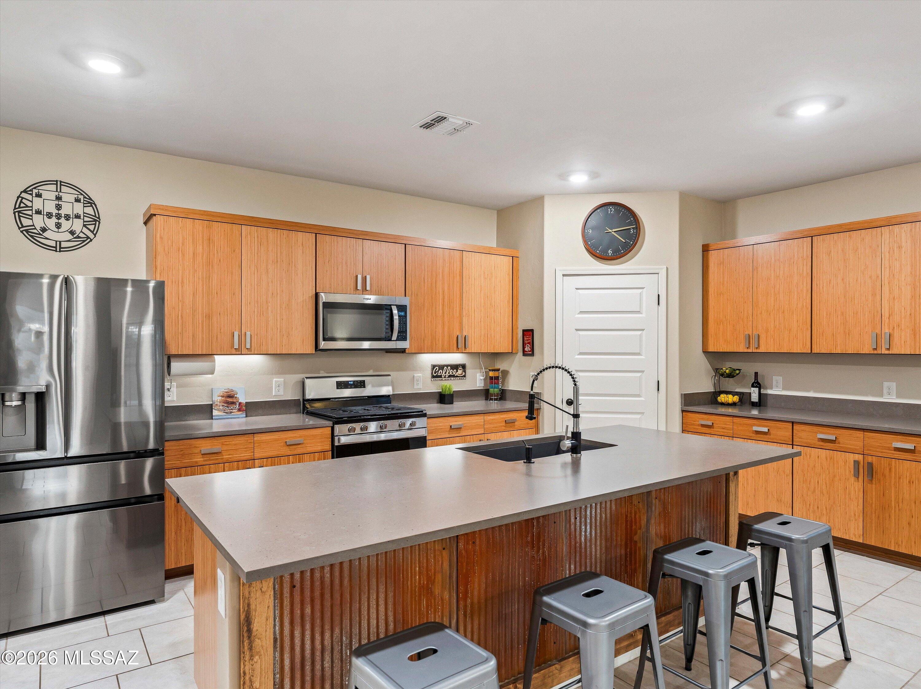 Saguaro Bloom SQ20180540069 - Residential
