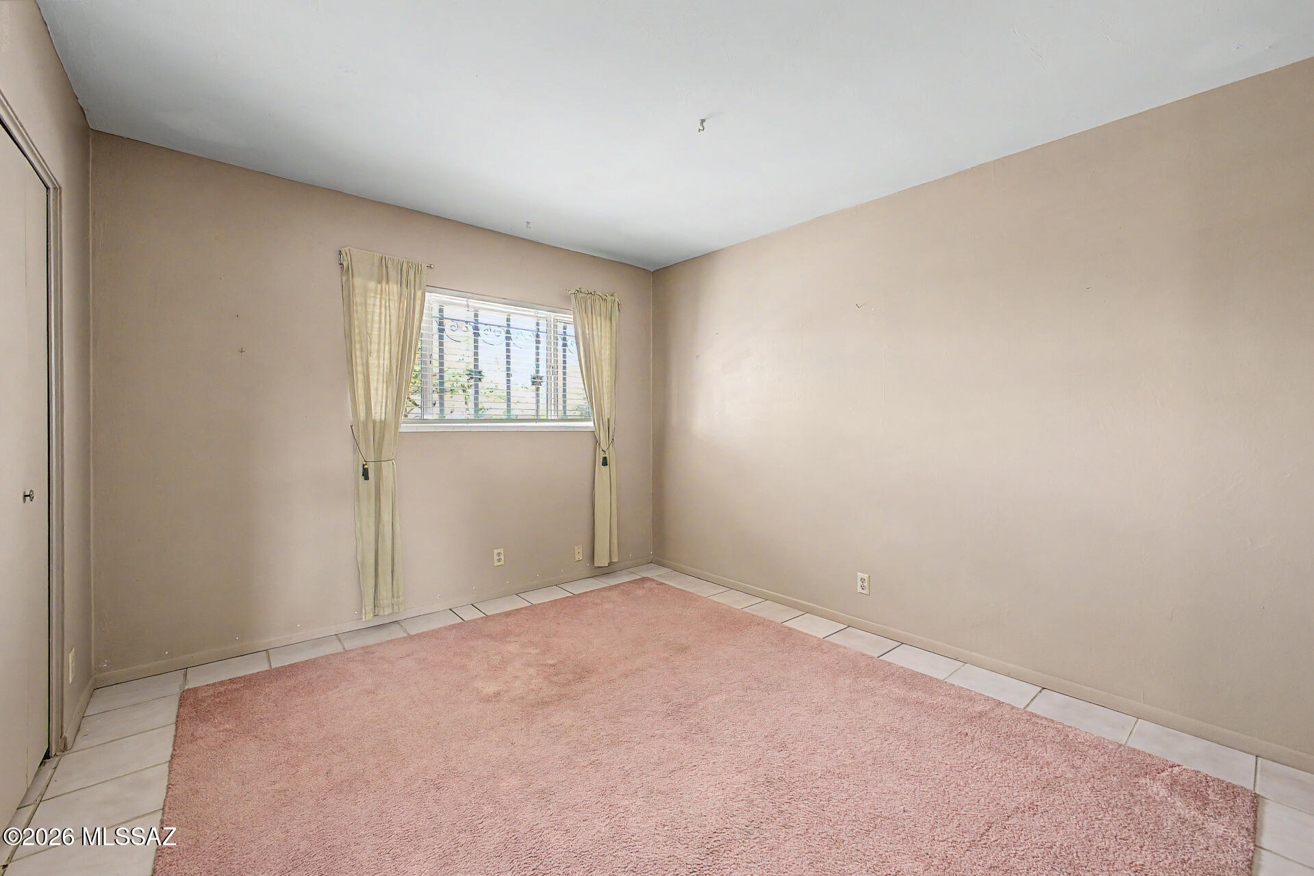 Eastern Hills (16-36) BLK 6 - Residential