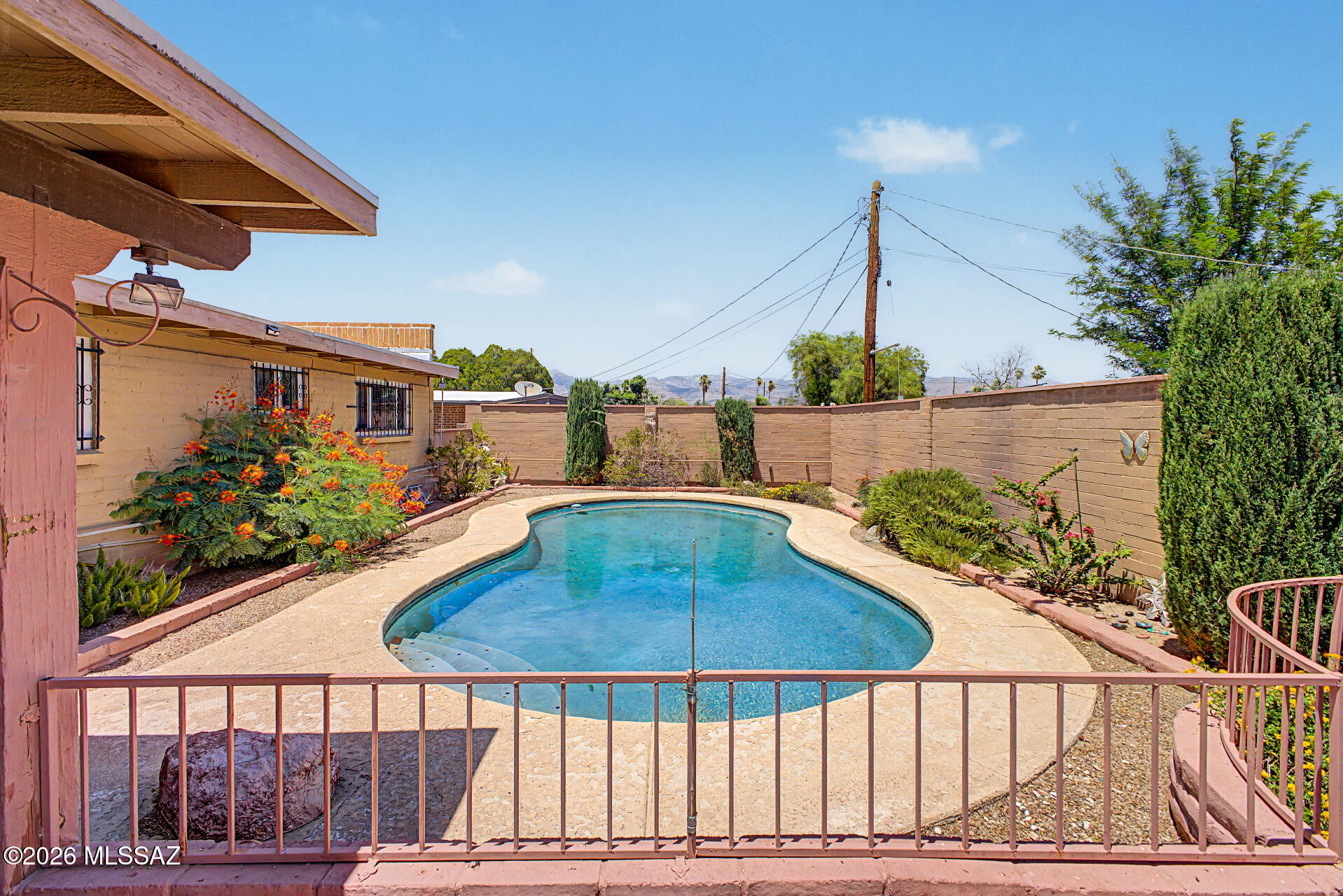 Eastern Hills (16-36) BLK 6 - Residential