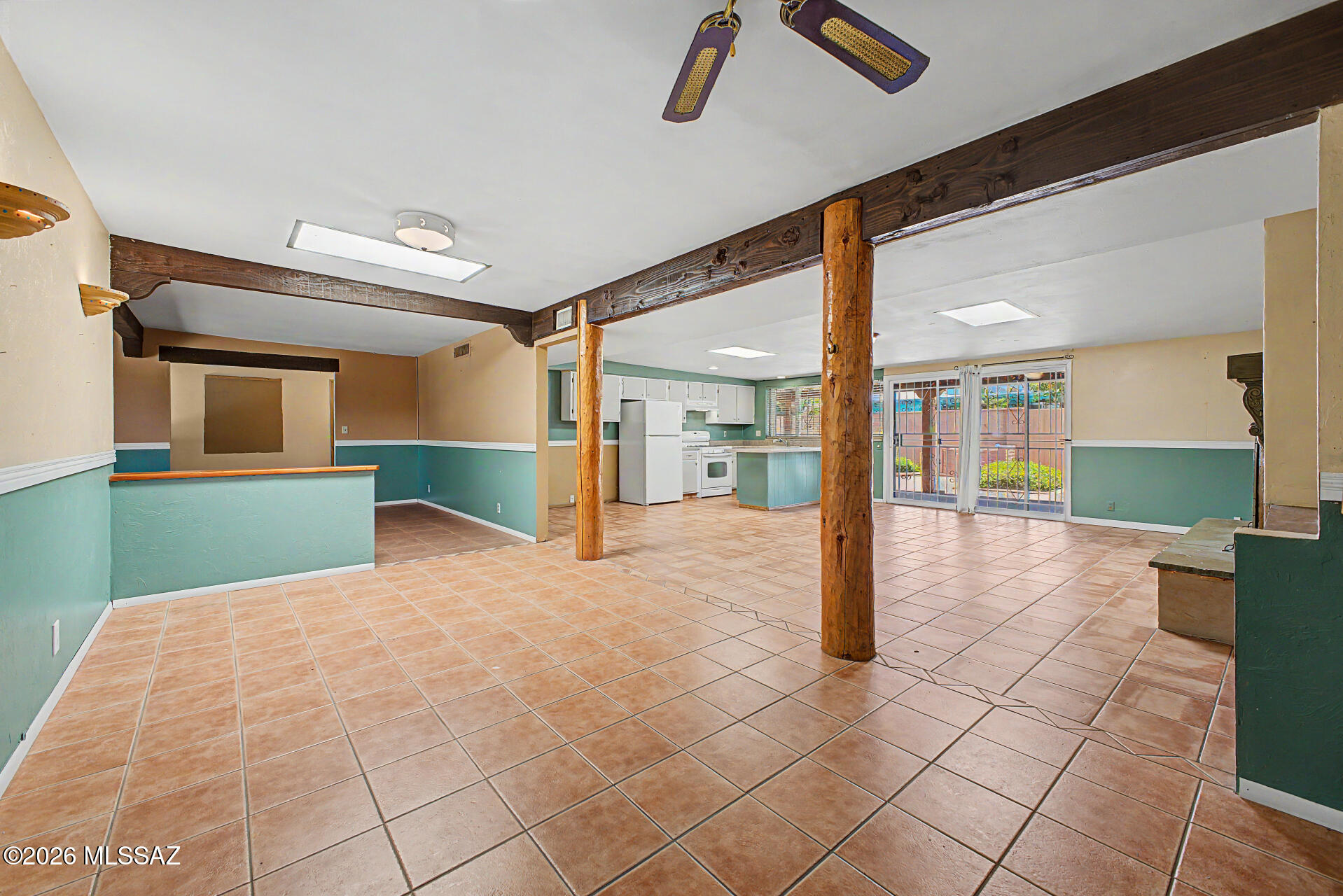 Eastern Hills (16-36) BLK 6 - Residential