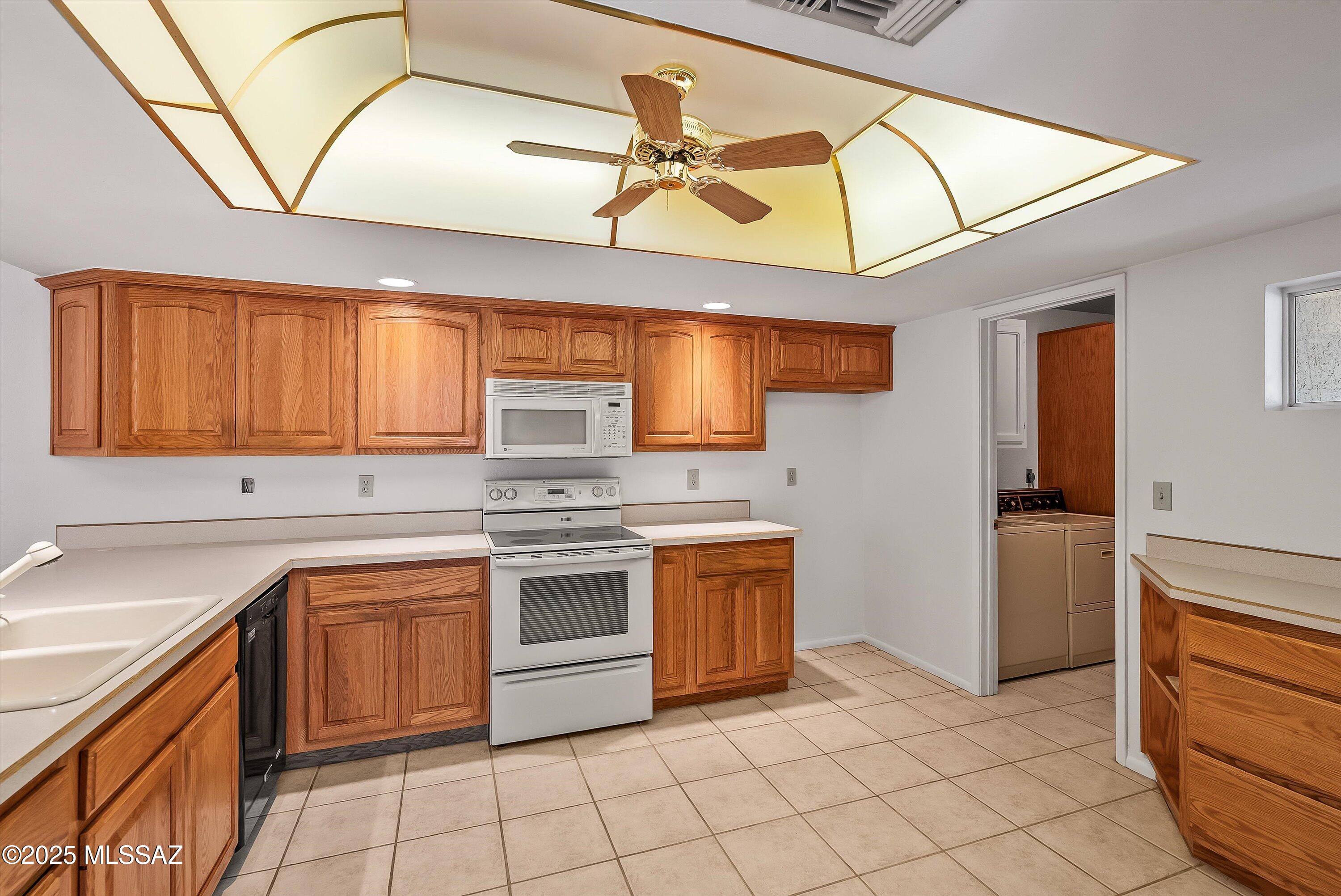 Villa Del Rio (1-148) - Residential