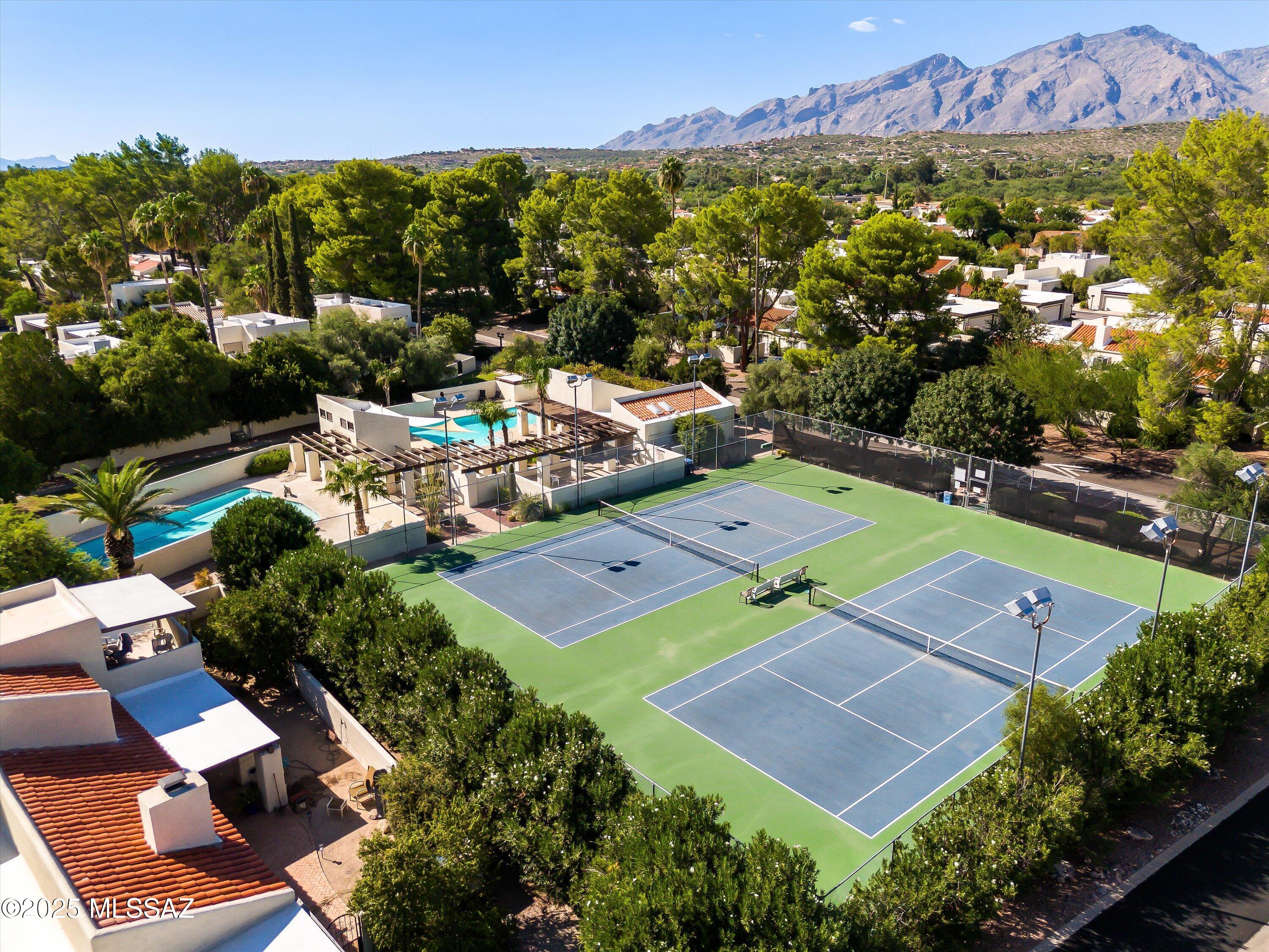 Villa Del Rio (1-148) - Residential