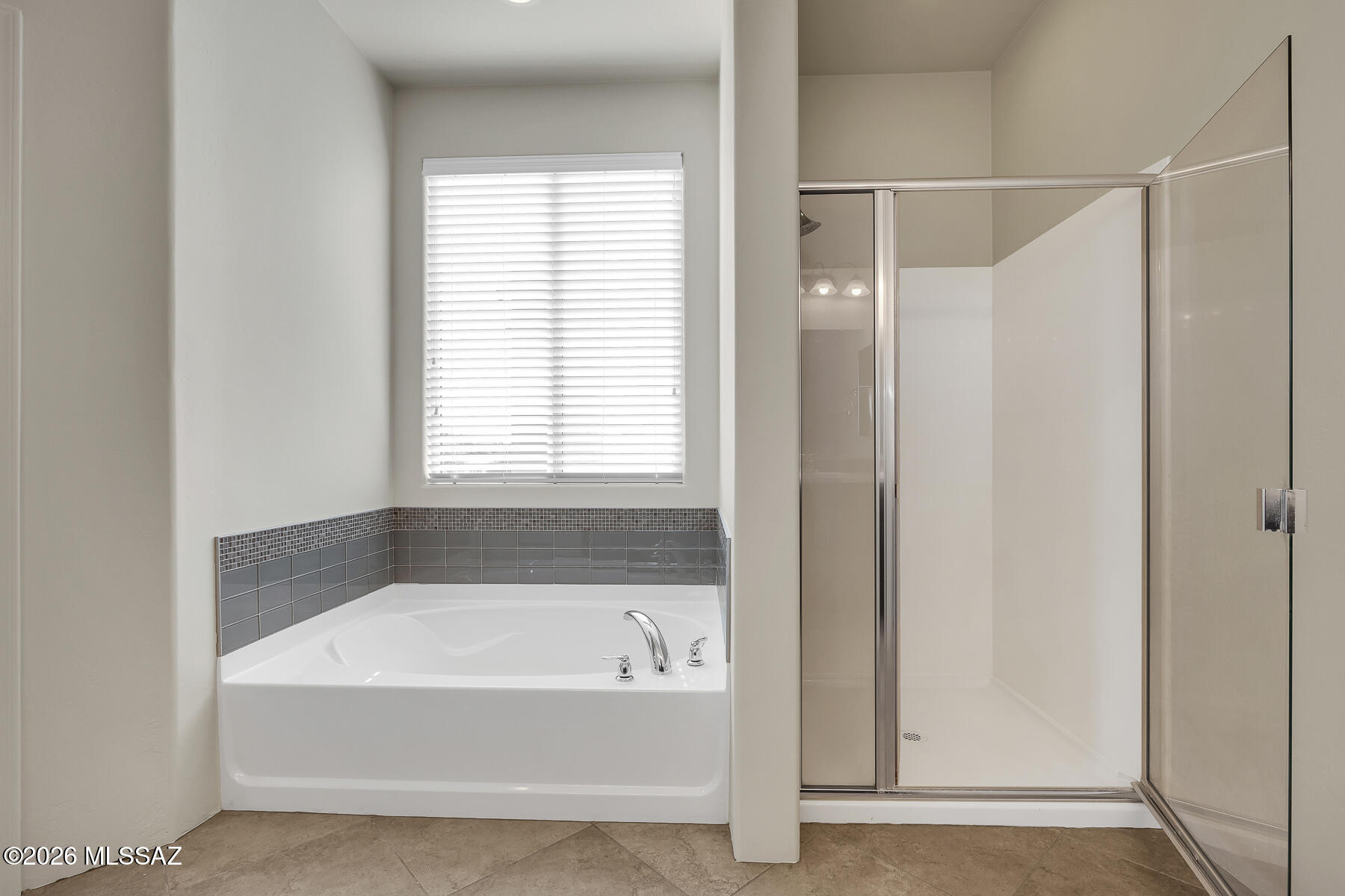 Miramonte At Glenn SQ20133580243 - Residential