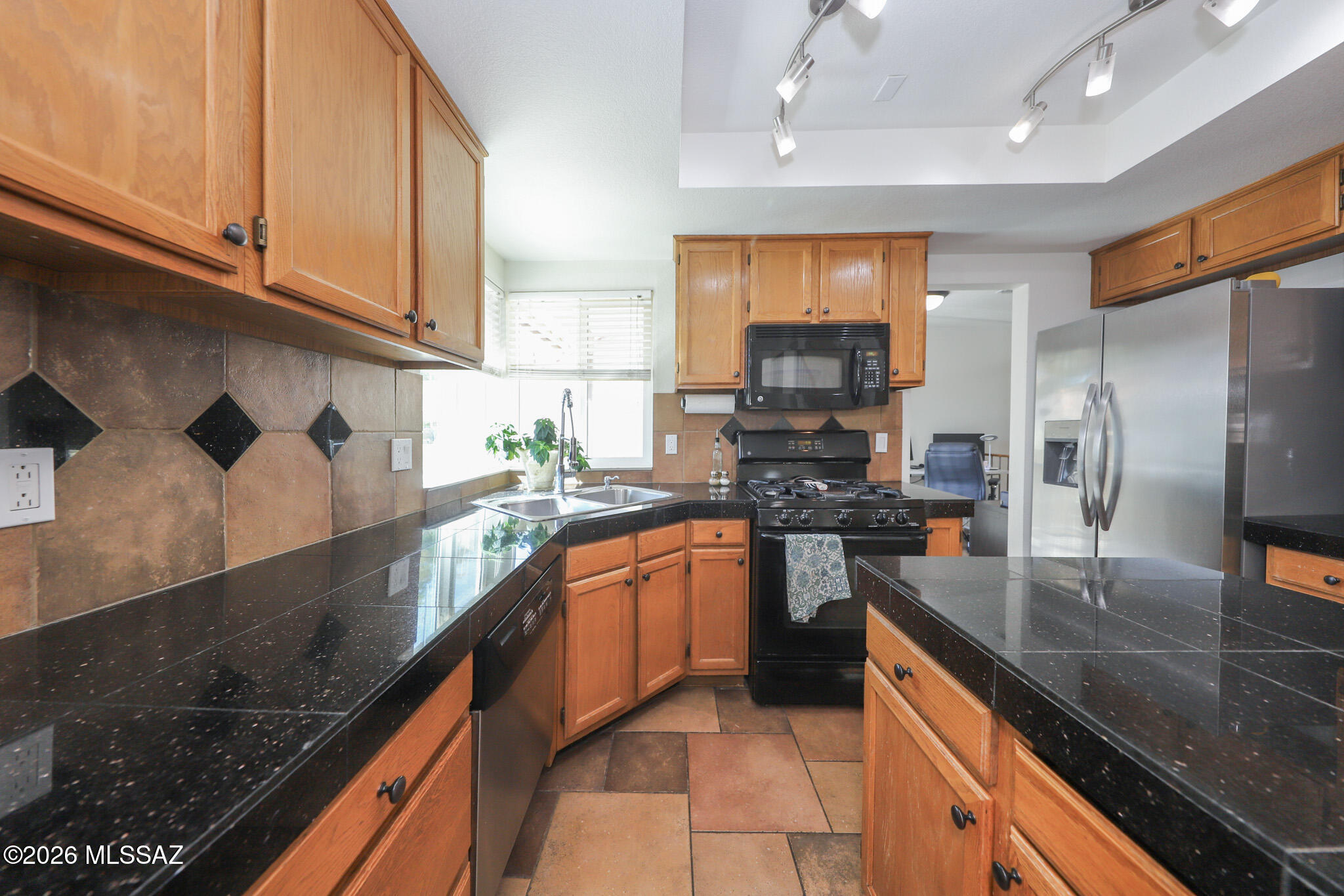 Elliott Homes At Rita Ranch (1-521) - Residential