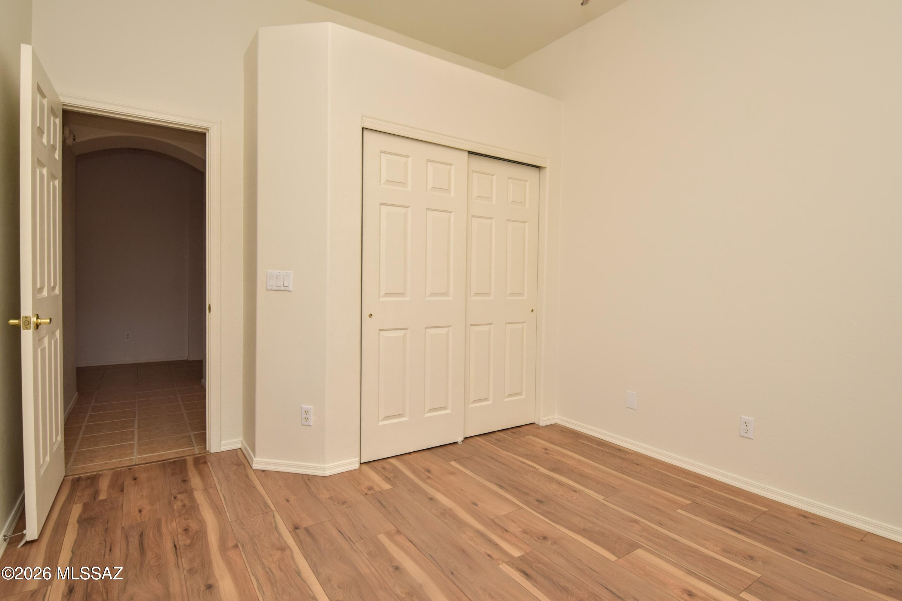 Los Morteros Est. (1-32) - Residential Lease