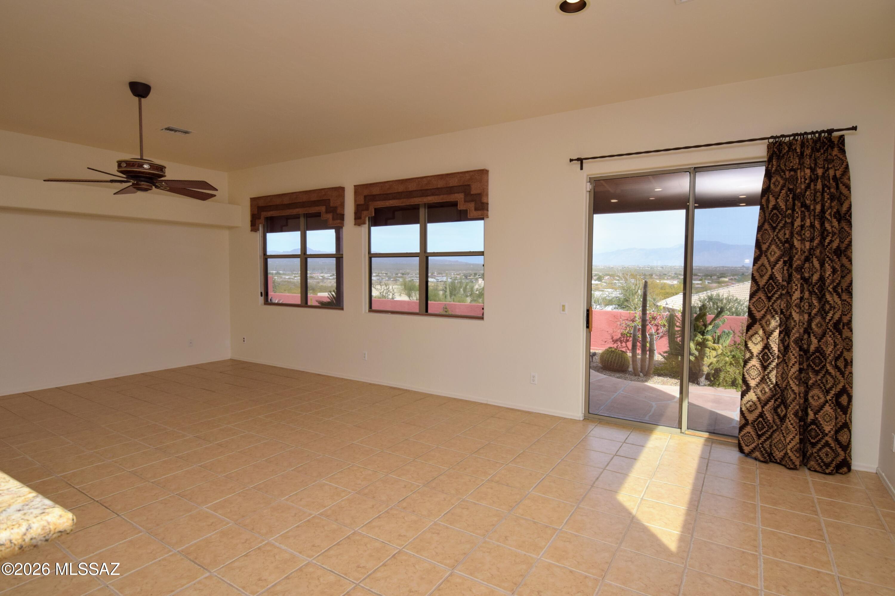 Los Morteros Est. (1-32) - Residential Lease
