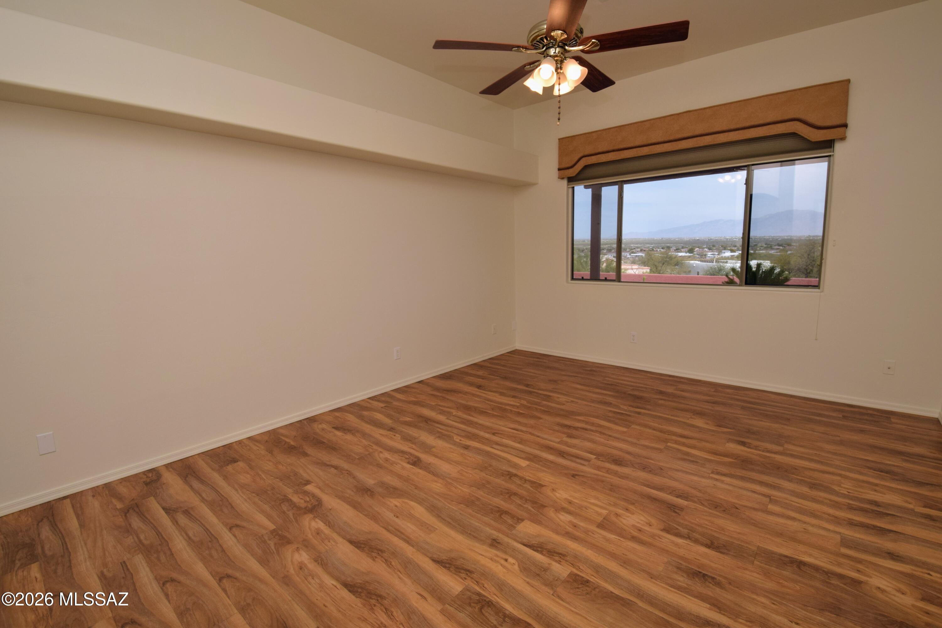 Los Morteros Est. (1-32) - Residential Lease