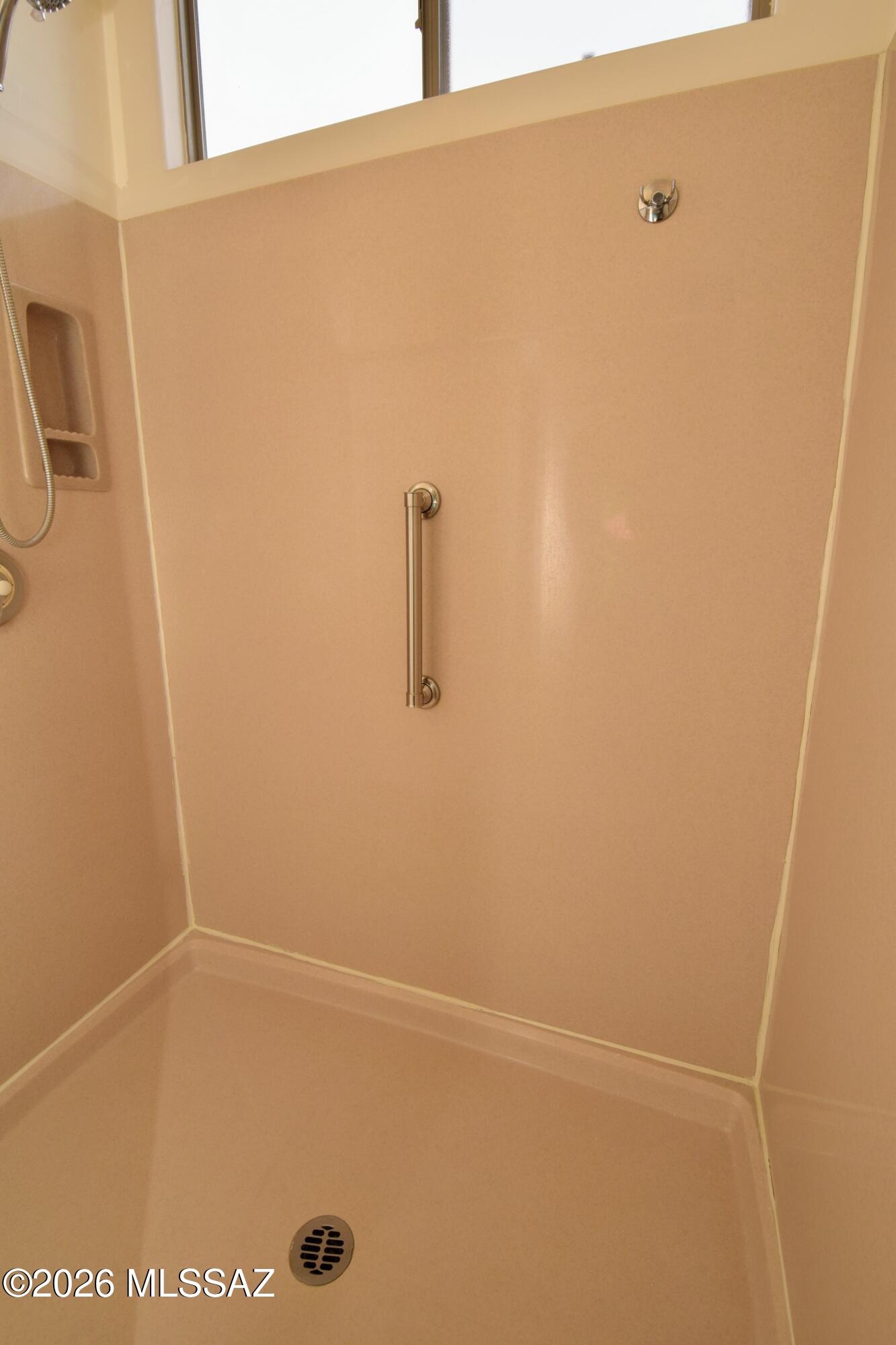 Los Morteros Est. (1-32) - Residential Lease