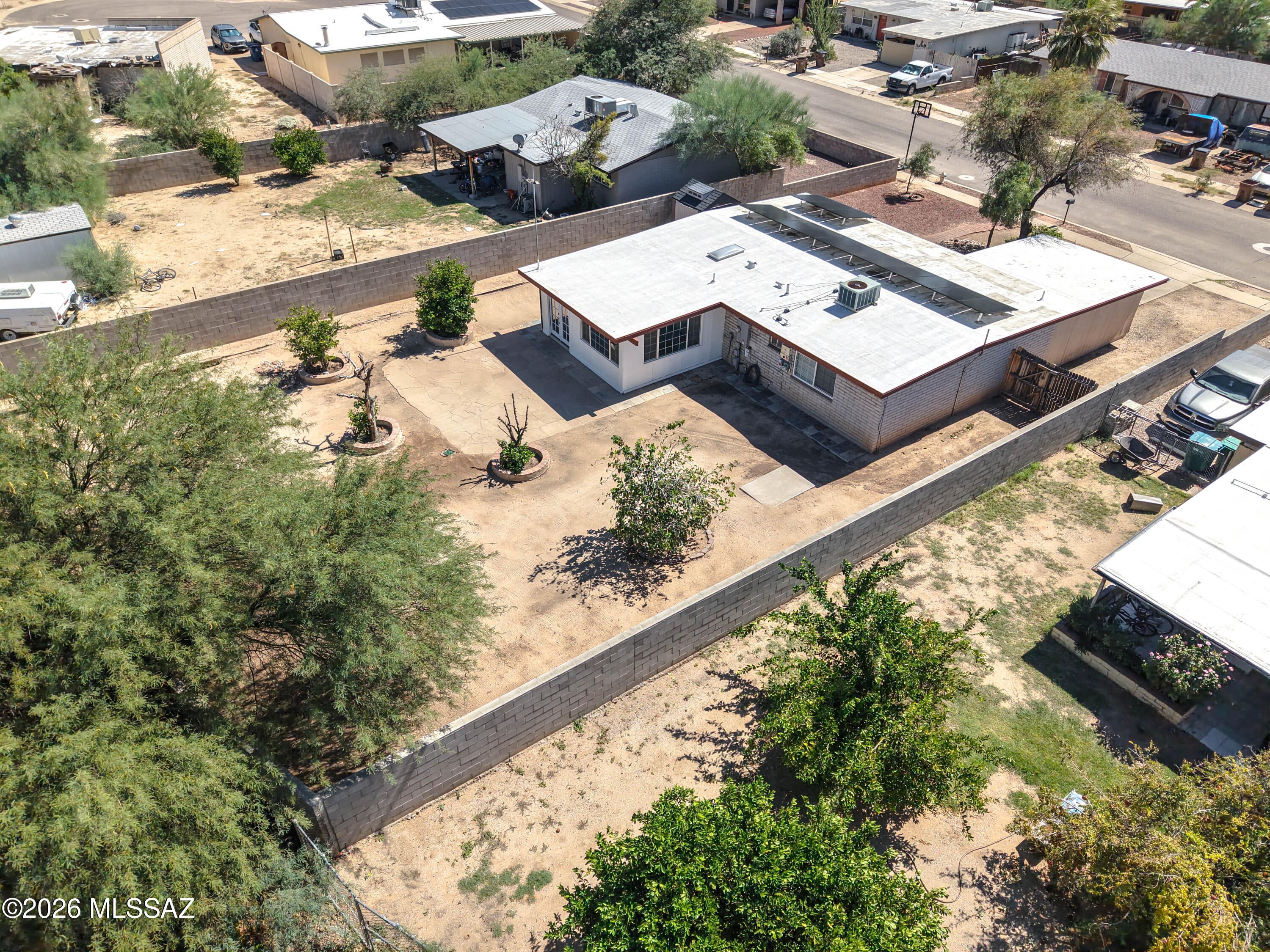 Casas Adobes Park (94-194) - Residential