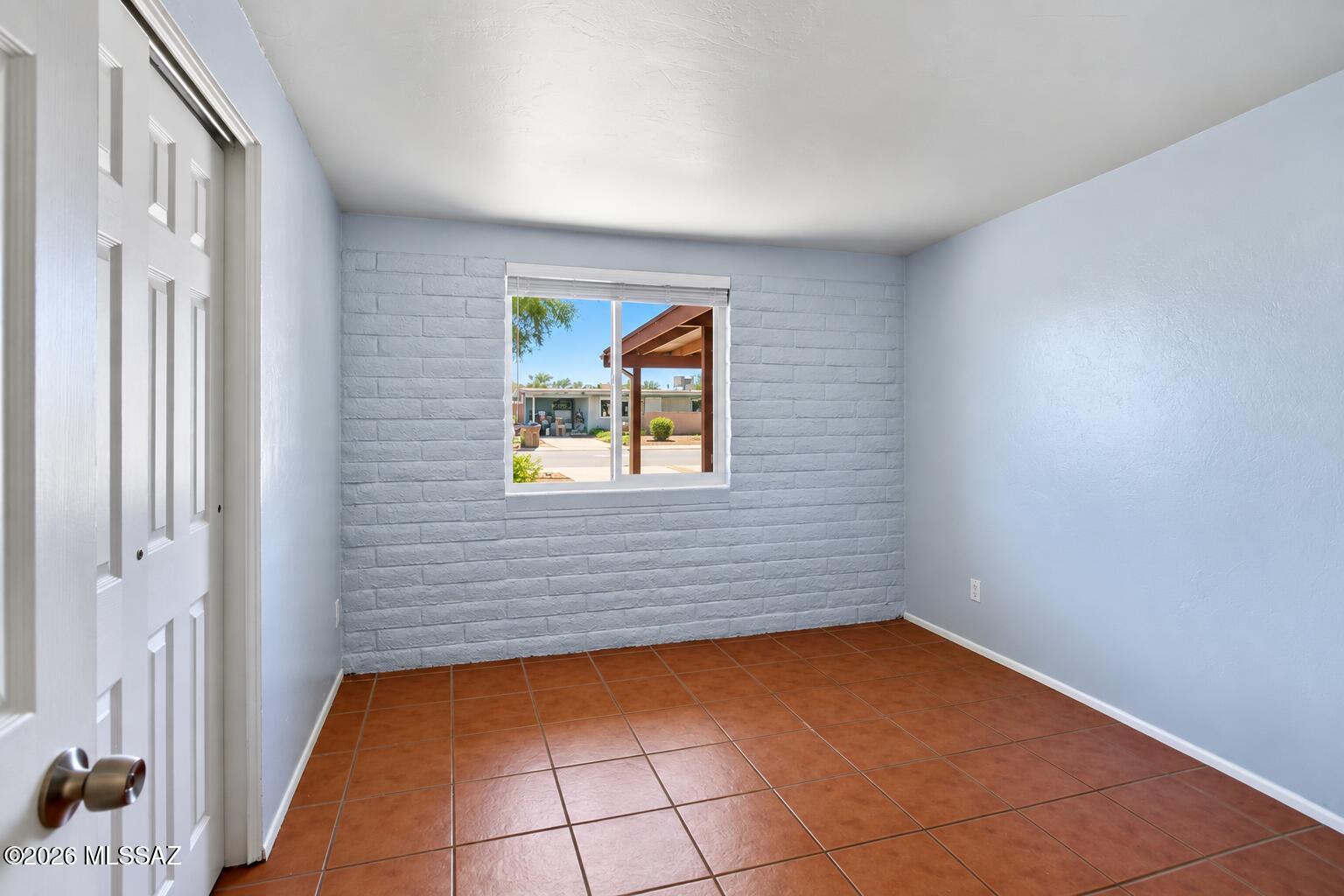 Casas Adobes Park (94-194) - Residential