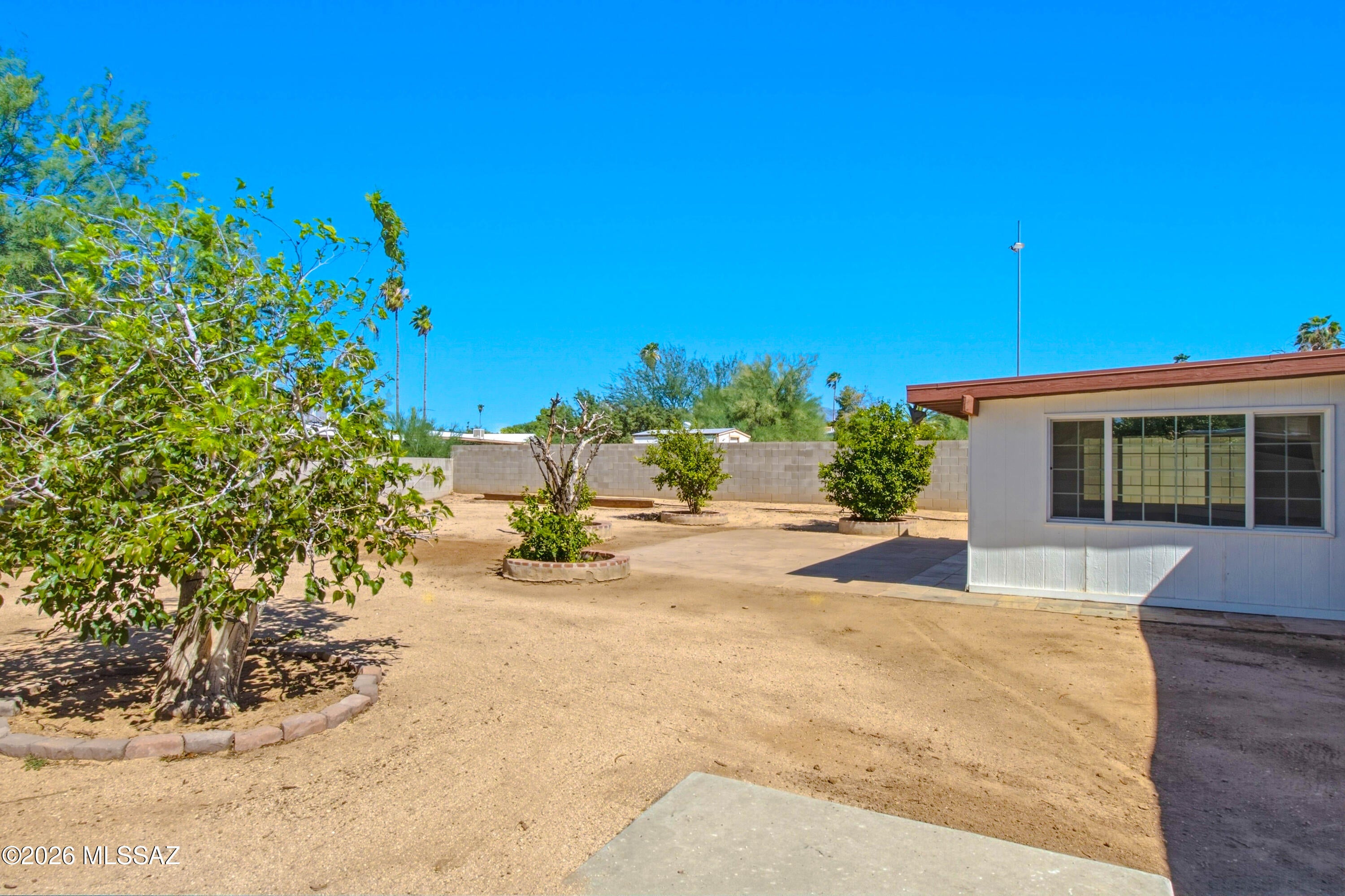 Casas Adobes Park (94-194) - Residential