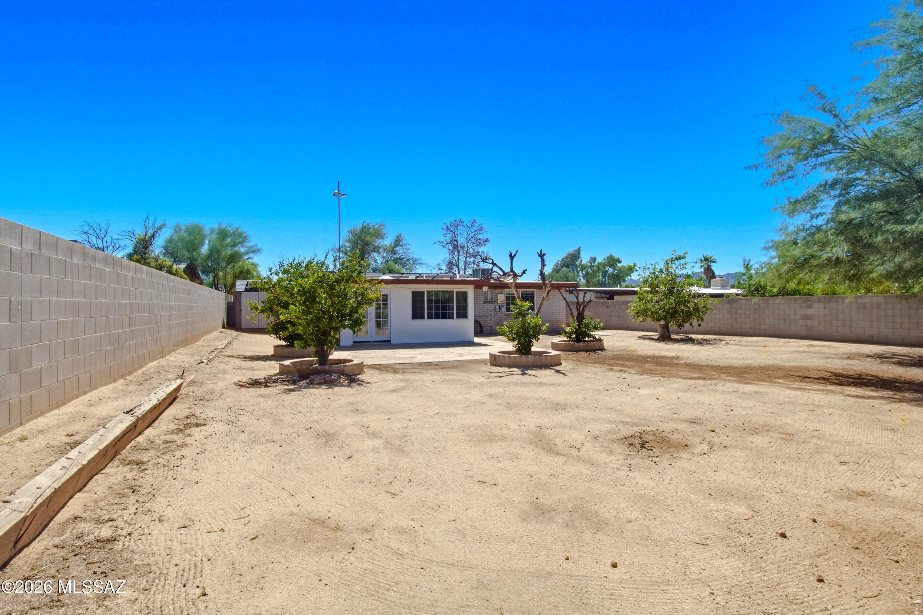 Casas Adobes Park (94-194) - Residential