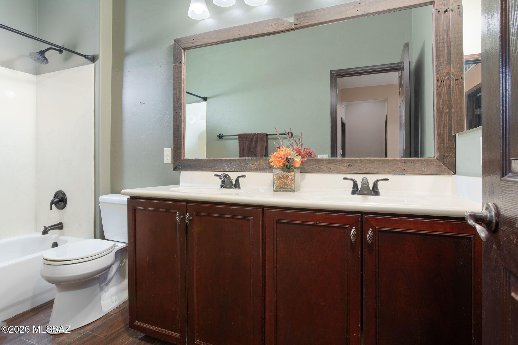 Continental Reserve Blk. 1 & 7 (1-61) - Residential