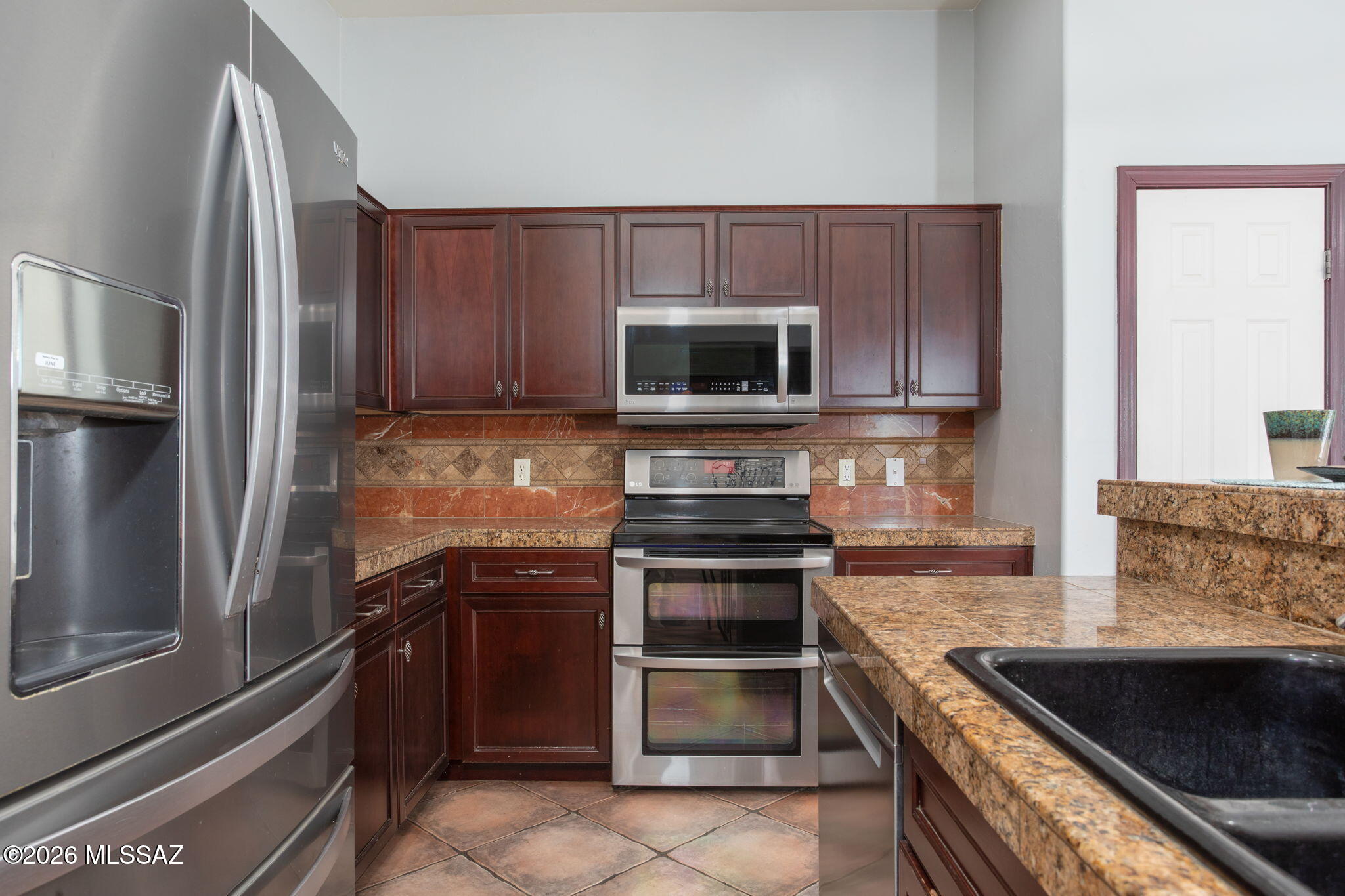 Continental Reserve Blk. 1 & 7 (1-61) - Residential