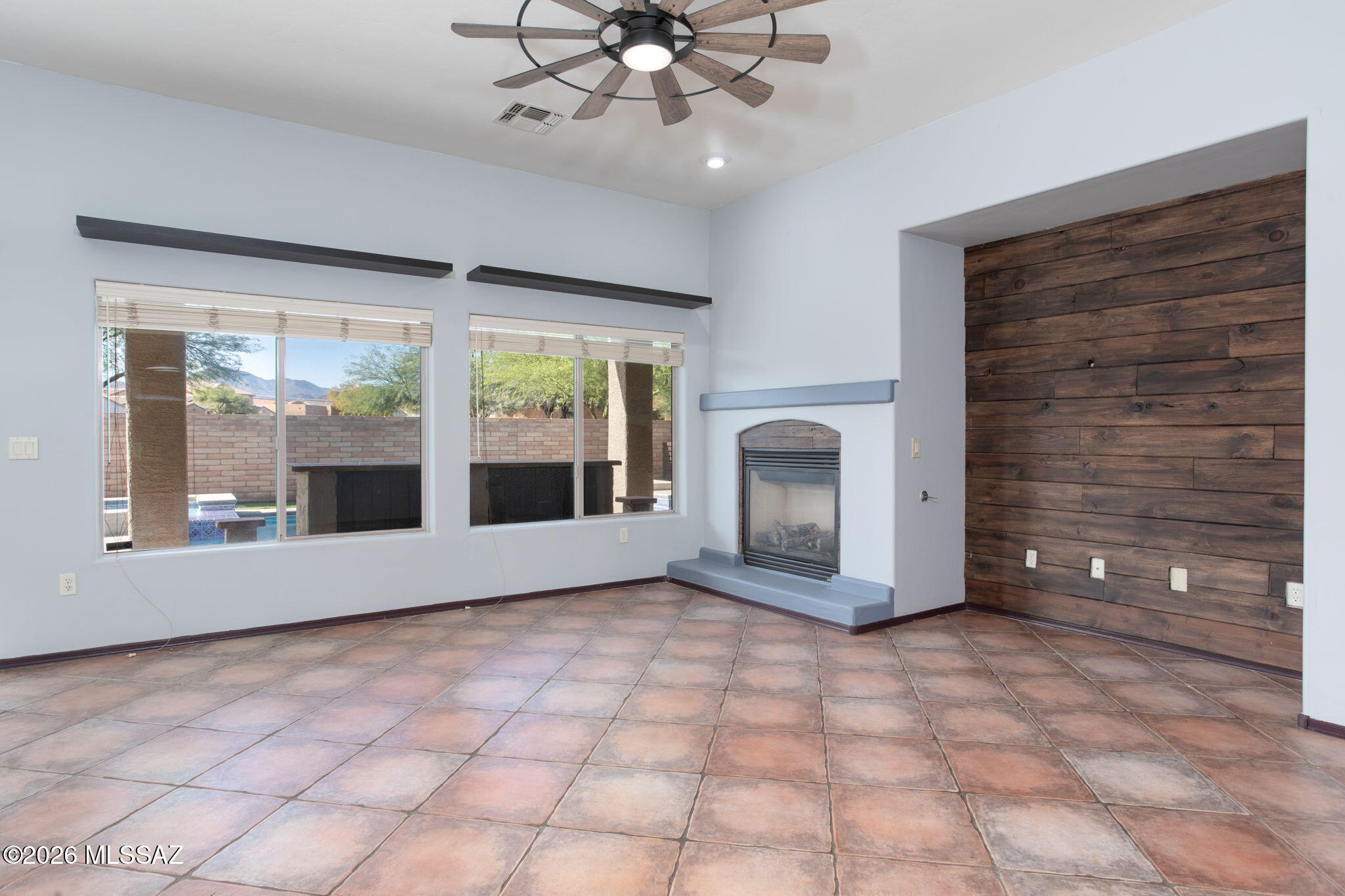 Continental Reserve Blk. 1 & 7 (1-61) - Residential