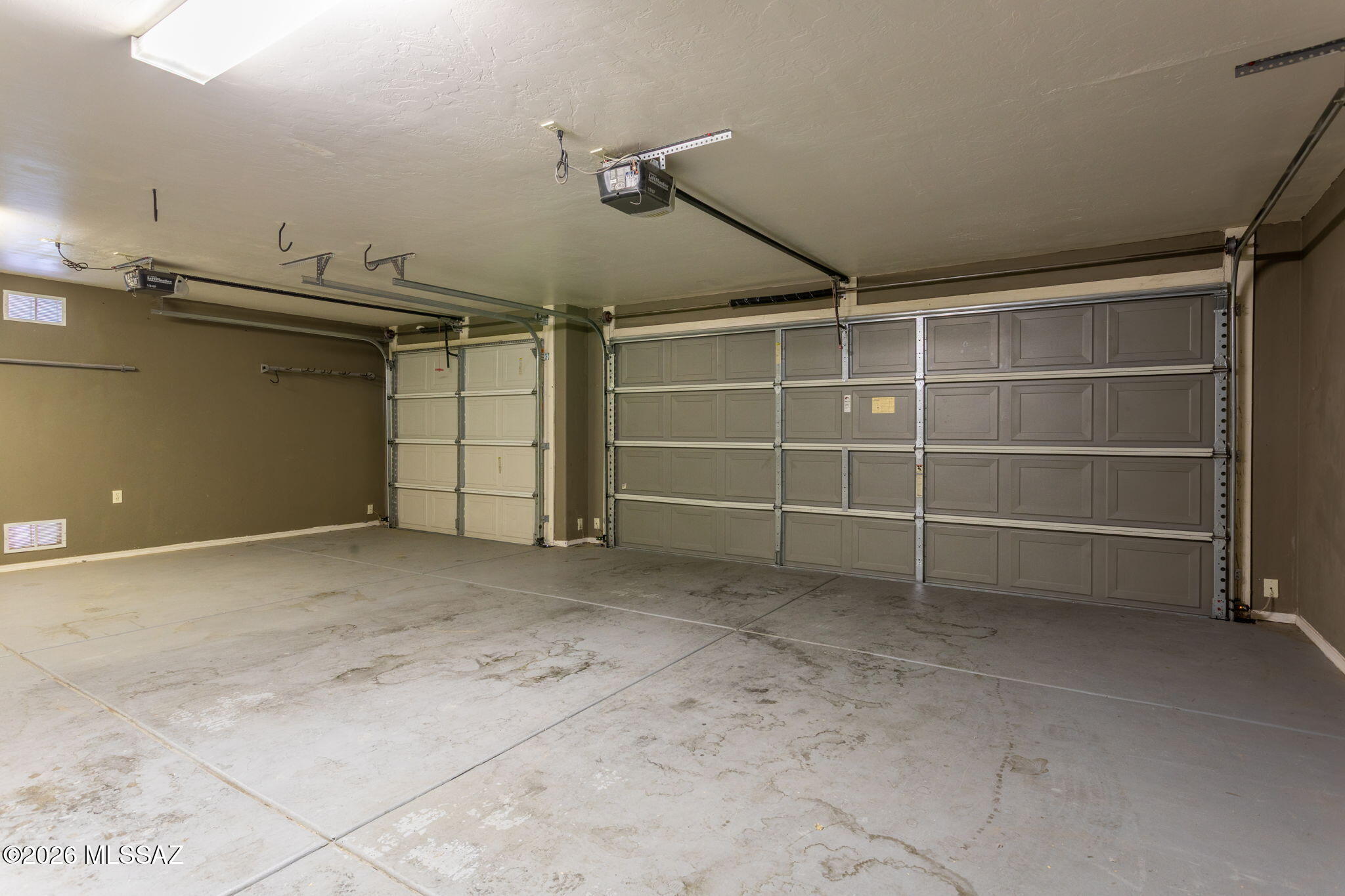 Continental Reserve Blk. 1 & 7 (1-61) - Residential