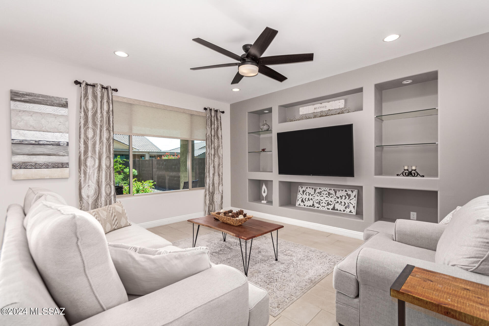 Del Webb At Dove Mountain SQ20131930189 - Residential