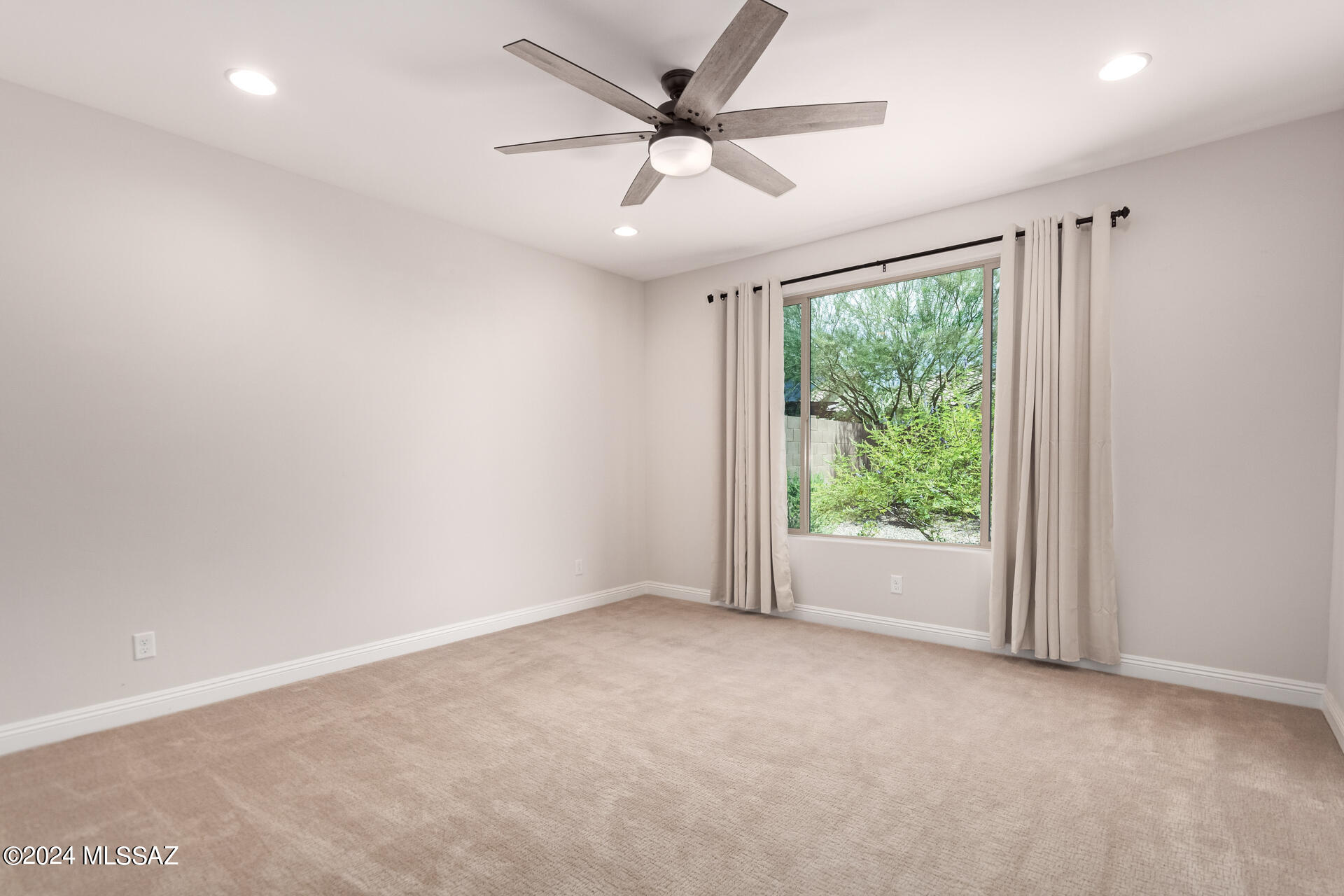 Del Webb At Dove Mountain SQ20131930189 - Residential